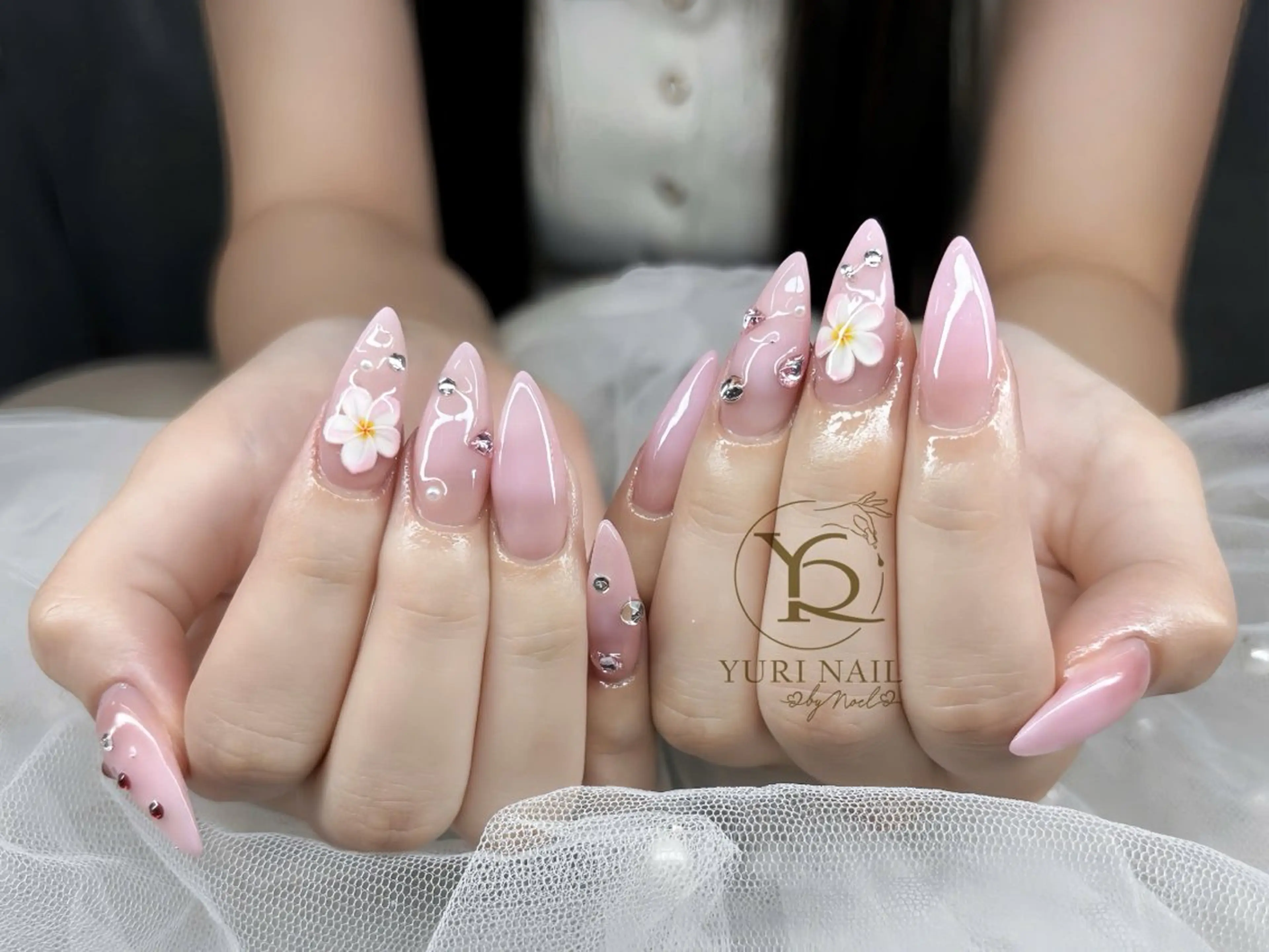 ネイル チークネイル フットネイル グラデーション 韓国ネイル 持ち込み ハンドネイル フットネイル ハンドケア YURI Nail Narita所属・YURI Nail NARITAのネイルデザイン
