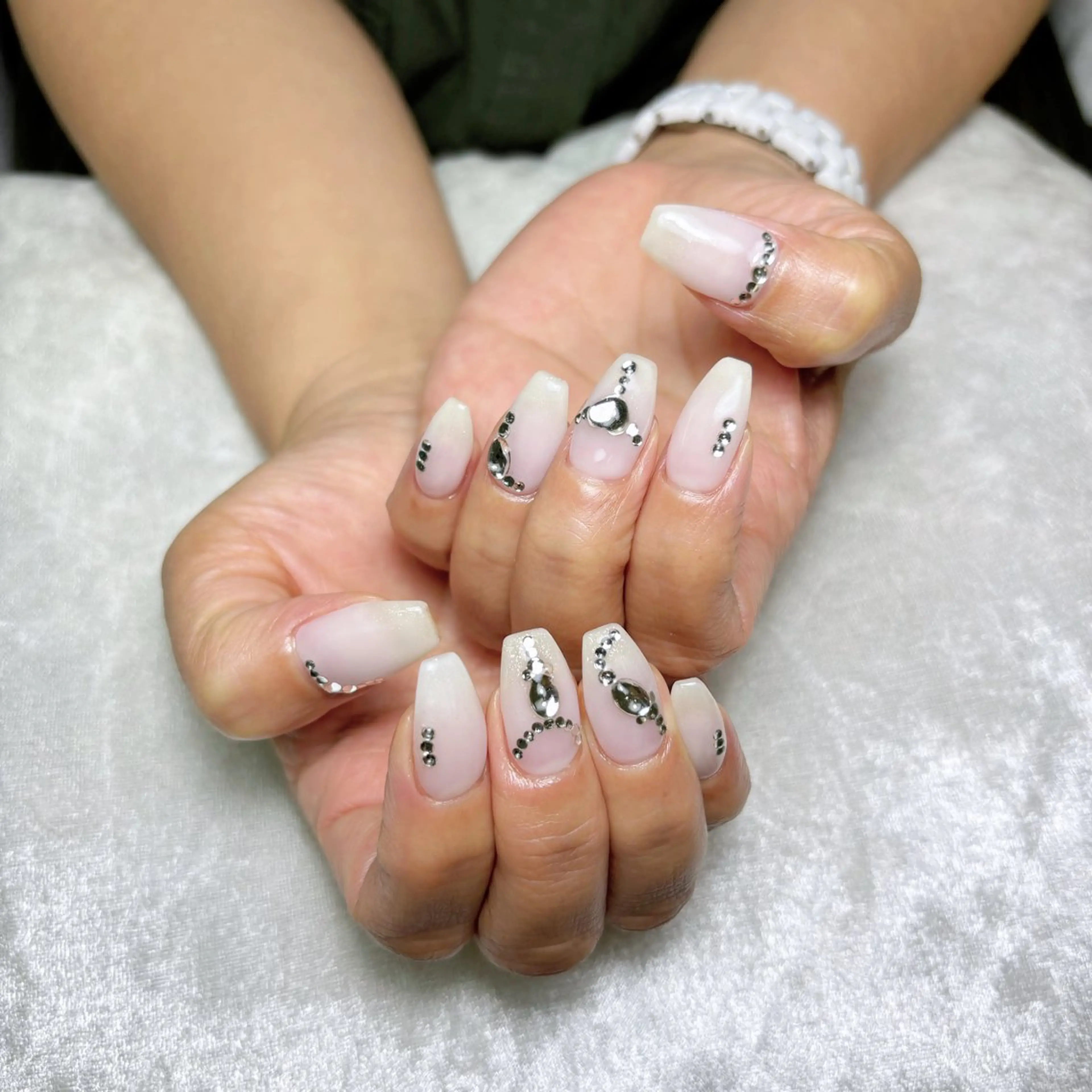 ネイル Airis所属・Airis aiのネイルデザイン