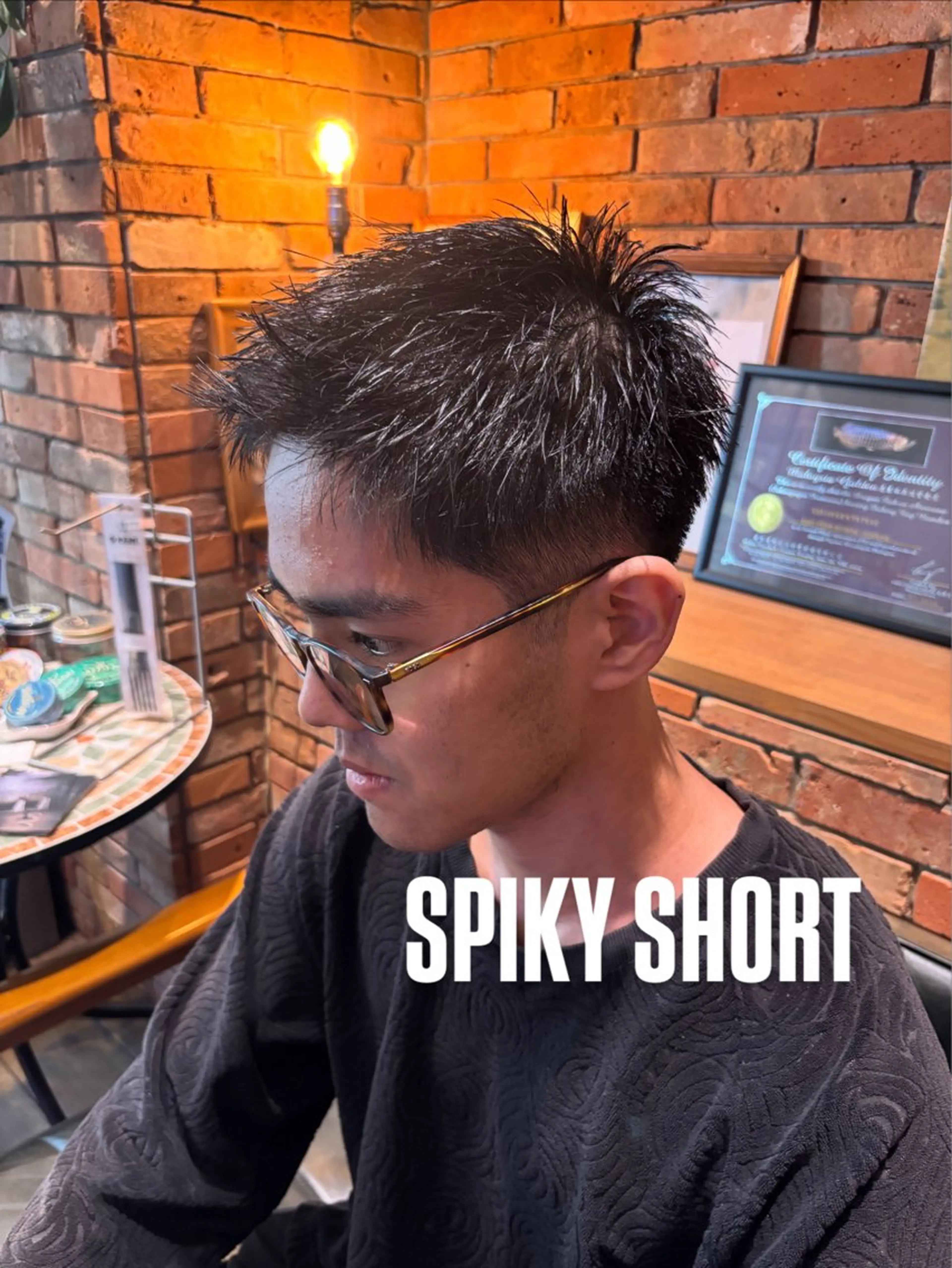 スパイキーショート【フェードカット】の写真