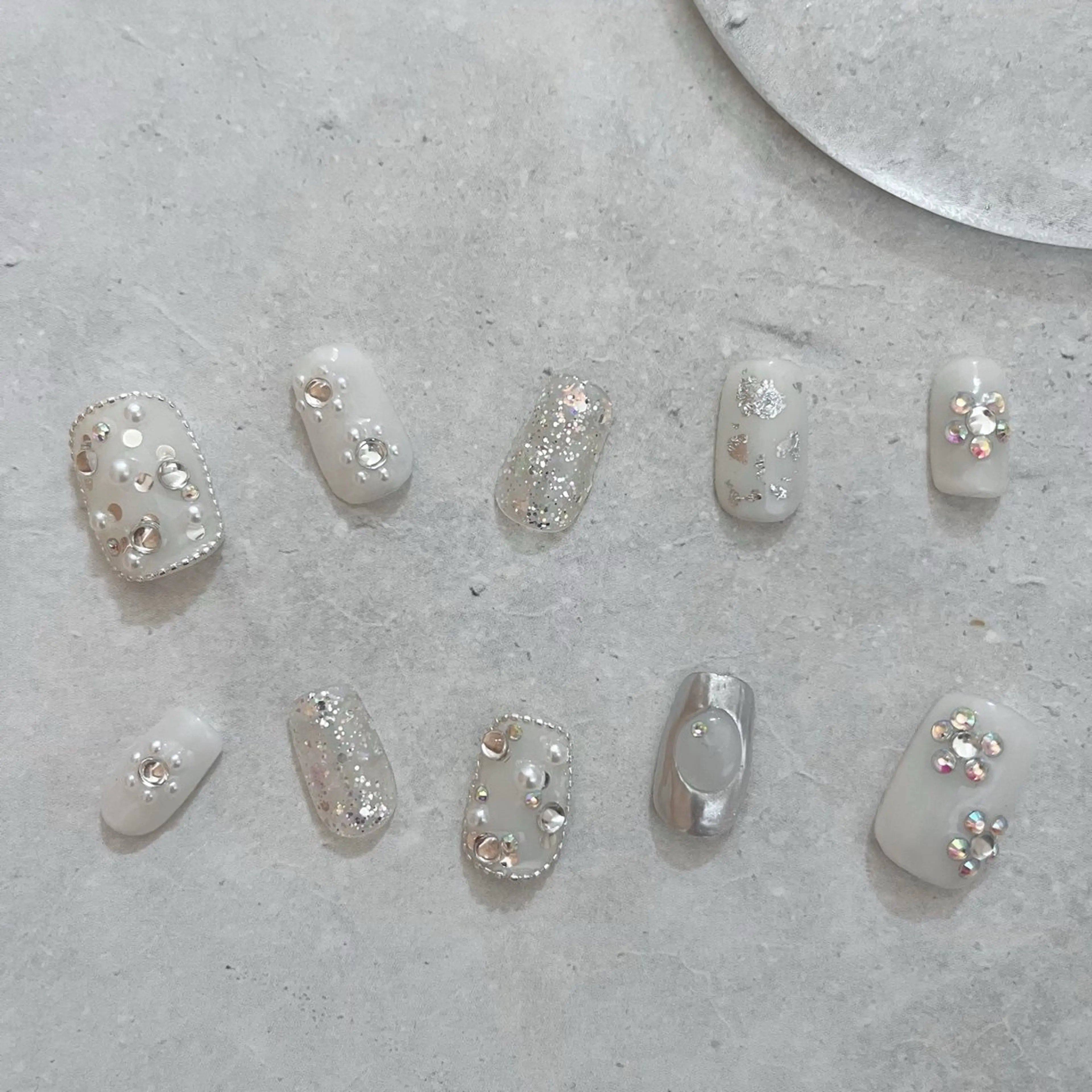 ネイル ネイルチップ ブライダルネイル K Aのネイルデザイン