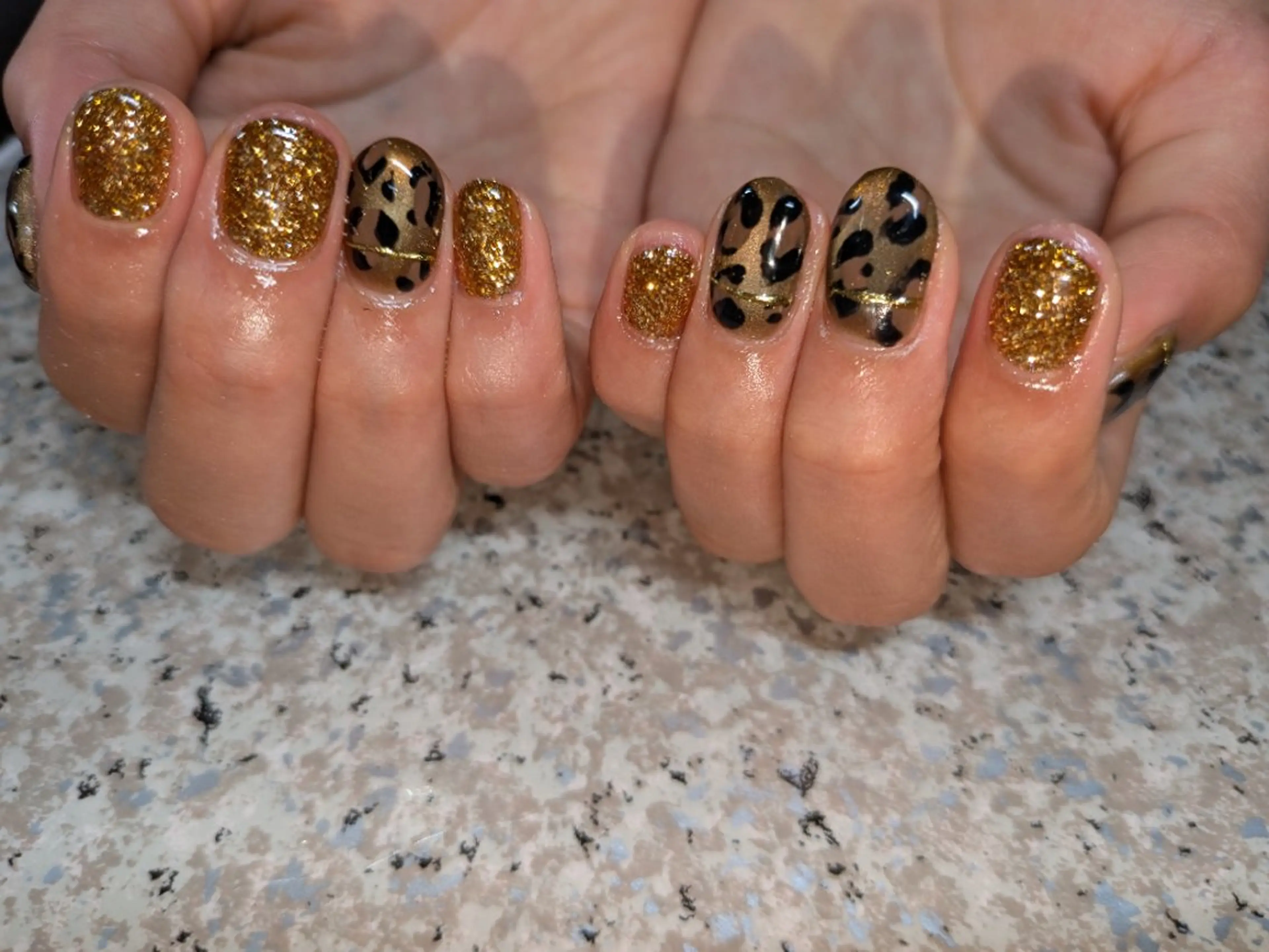 ネイル ハンドネイル スズキ マイコのネイルデザイン