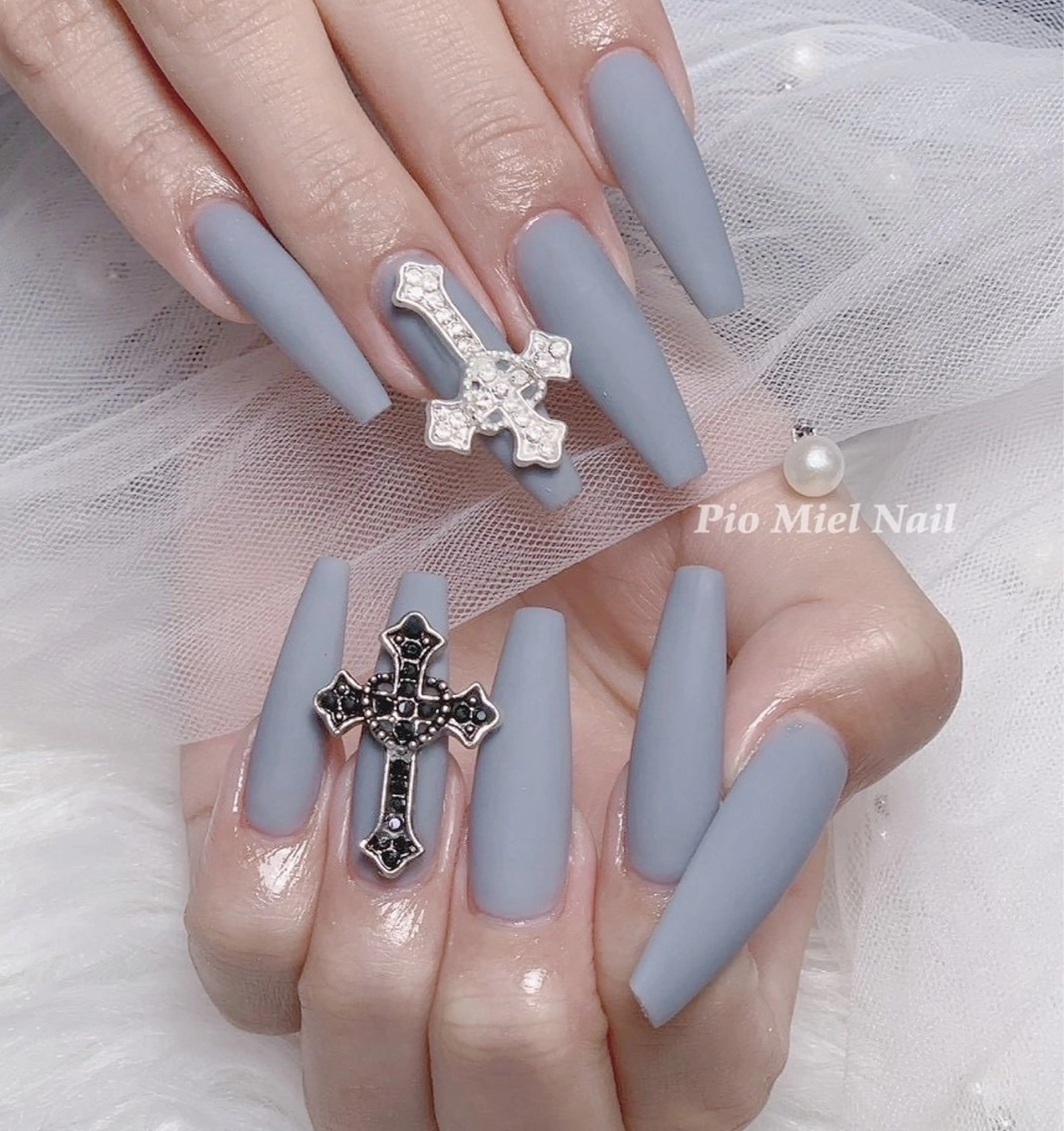 ネイル ハンドネイル HANA 長さだしのネイルデザイン