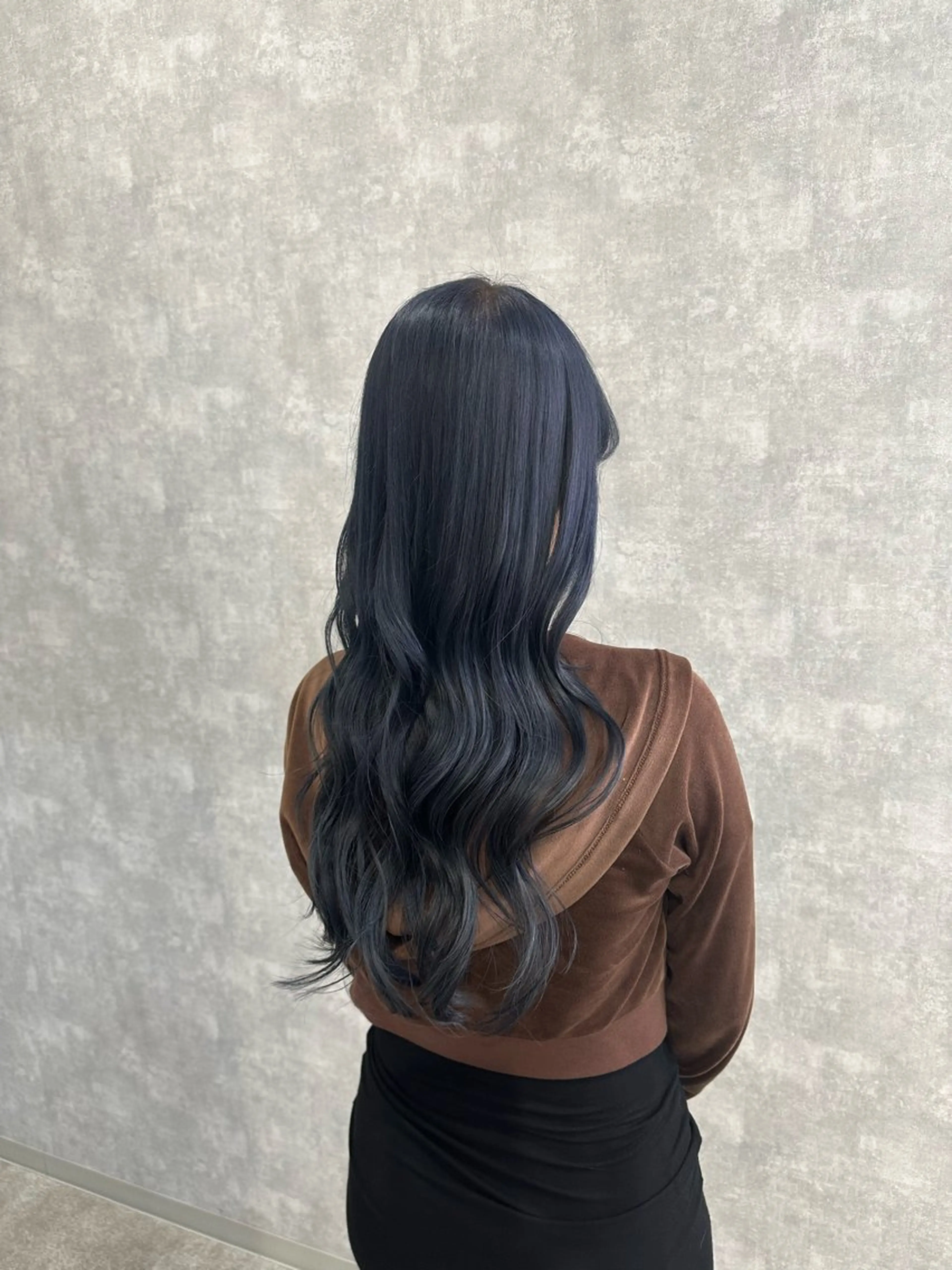 ロング カラー ブリーチ ブルーカラー ハイトーンカラー 卒業式のヘアスタイル ヘアカラー トリートメント Rangali nanamiのヘアスタイル