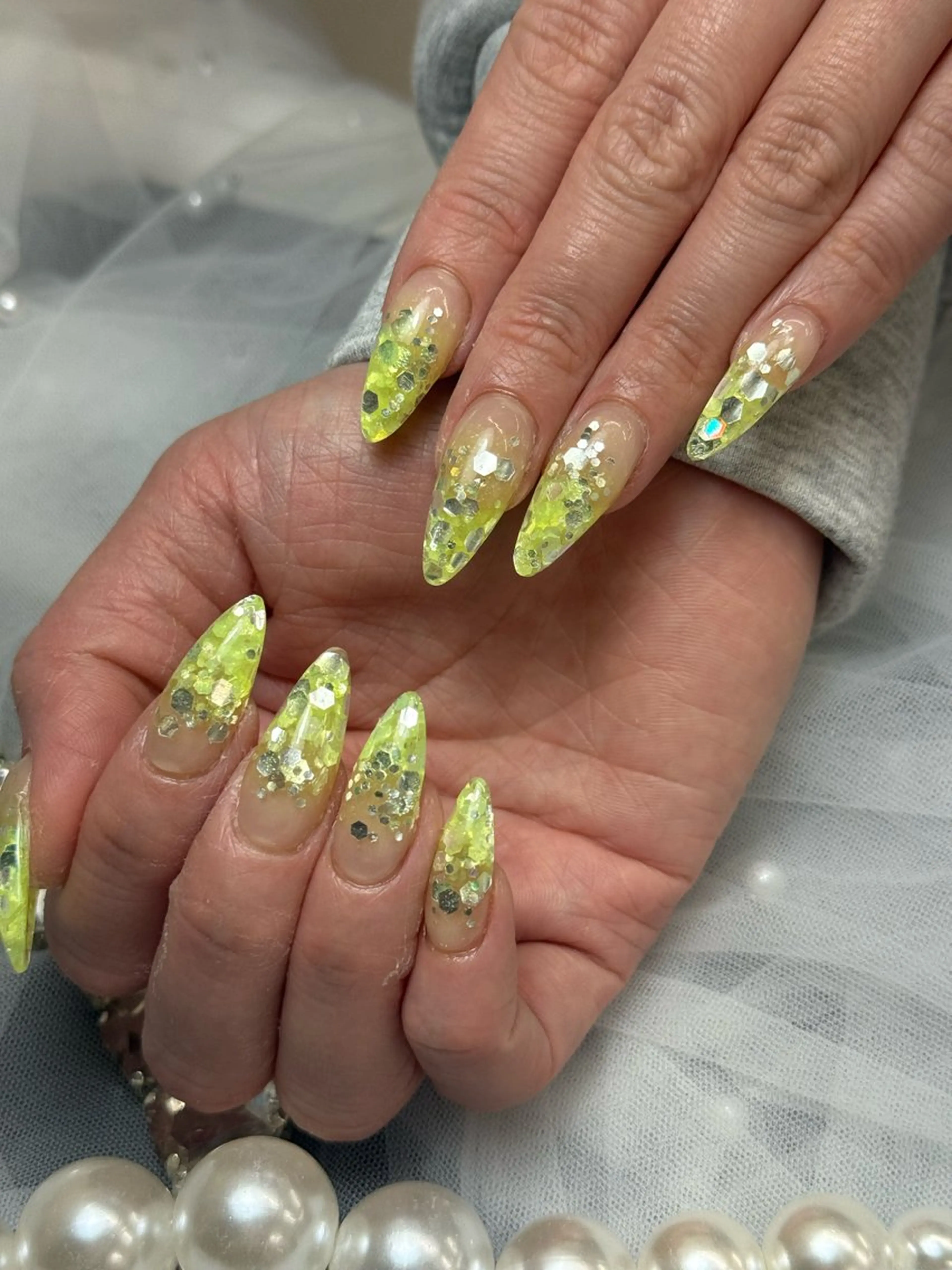 ネイル ハンドネイル RUNWAY 　　の眉毛・アイブロウイメージ