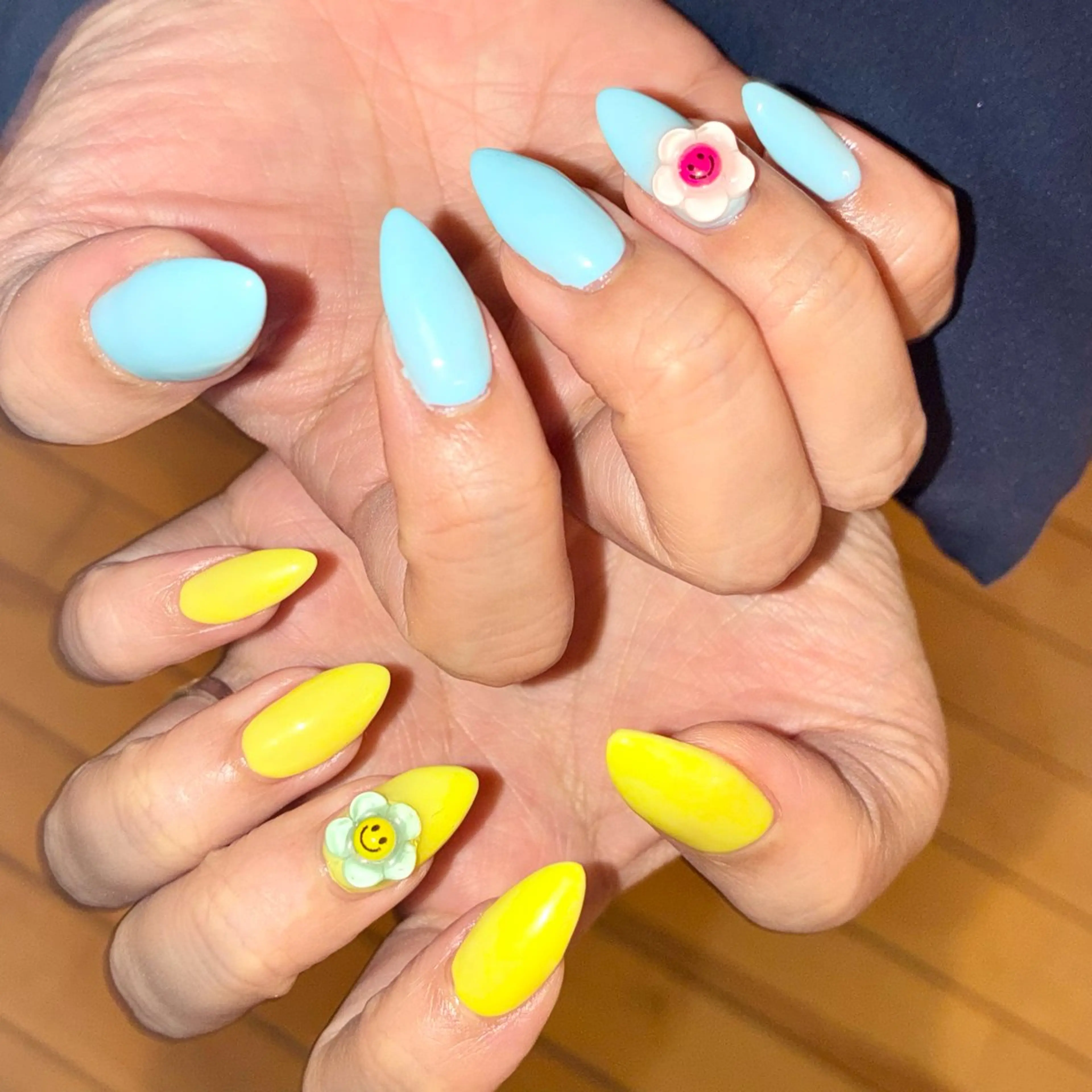 ネイル ハンドネイル Nail ヌシん家 AKANEのネイルデザイン