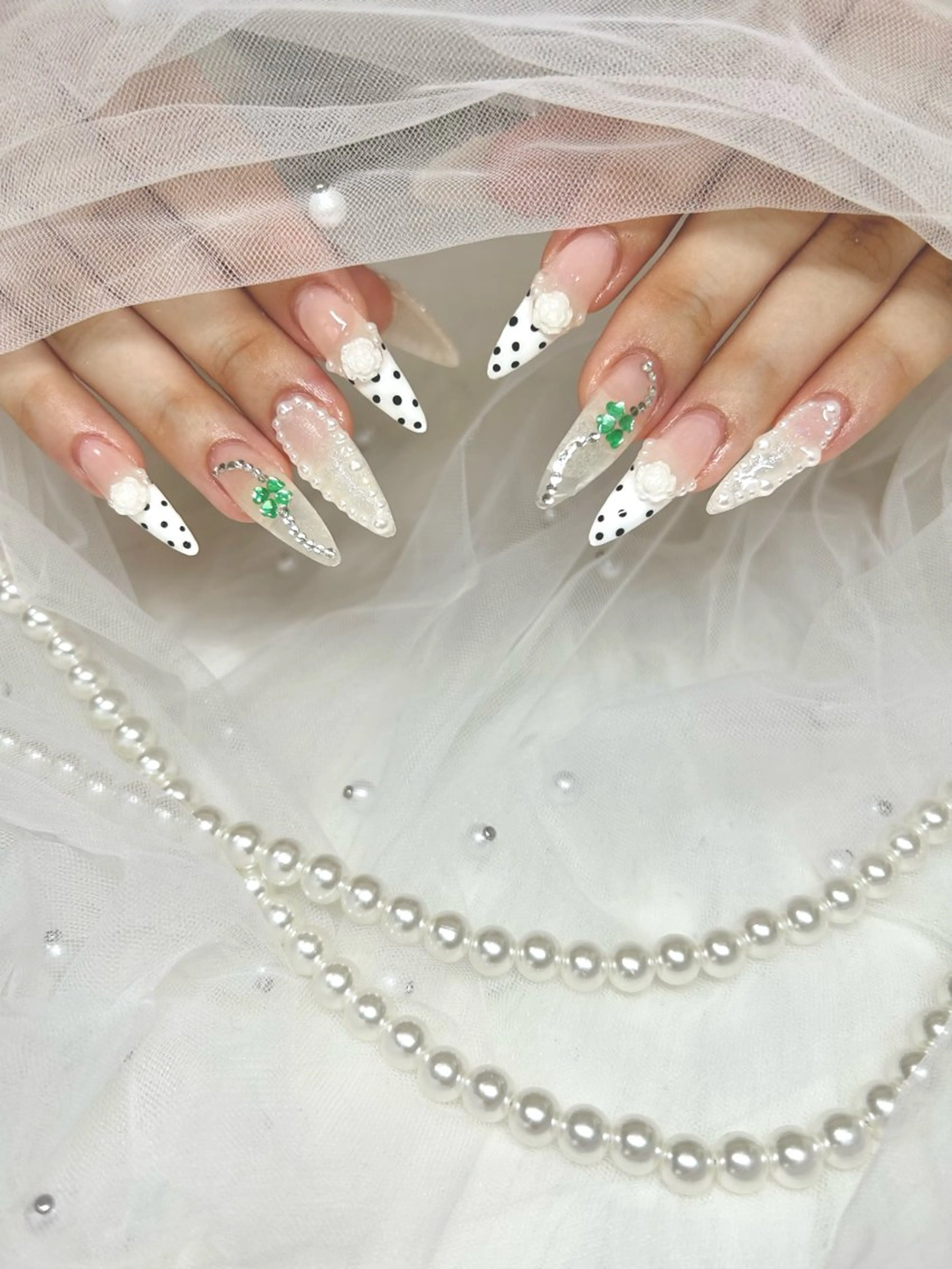 ネイル 【Laule‘a 】のネイルデザイン