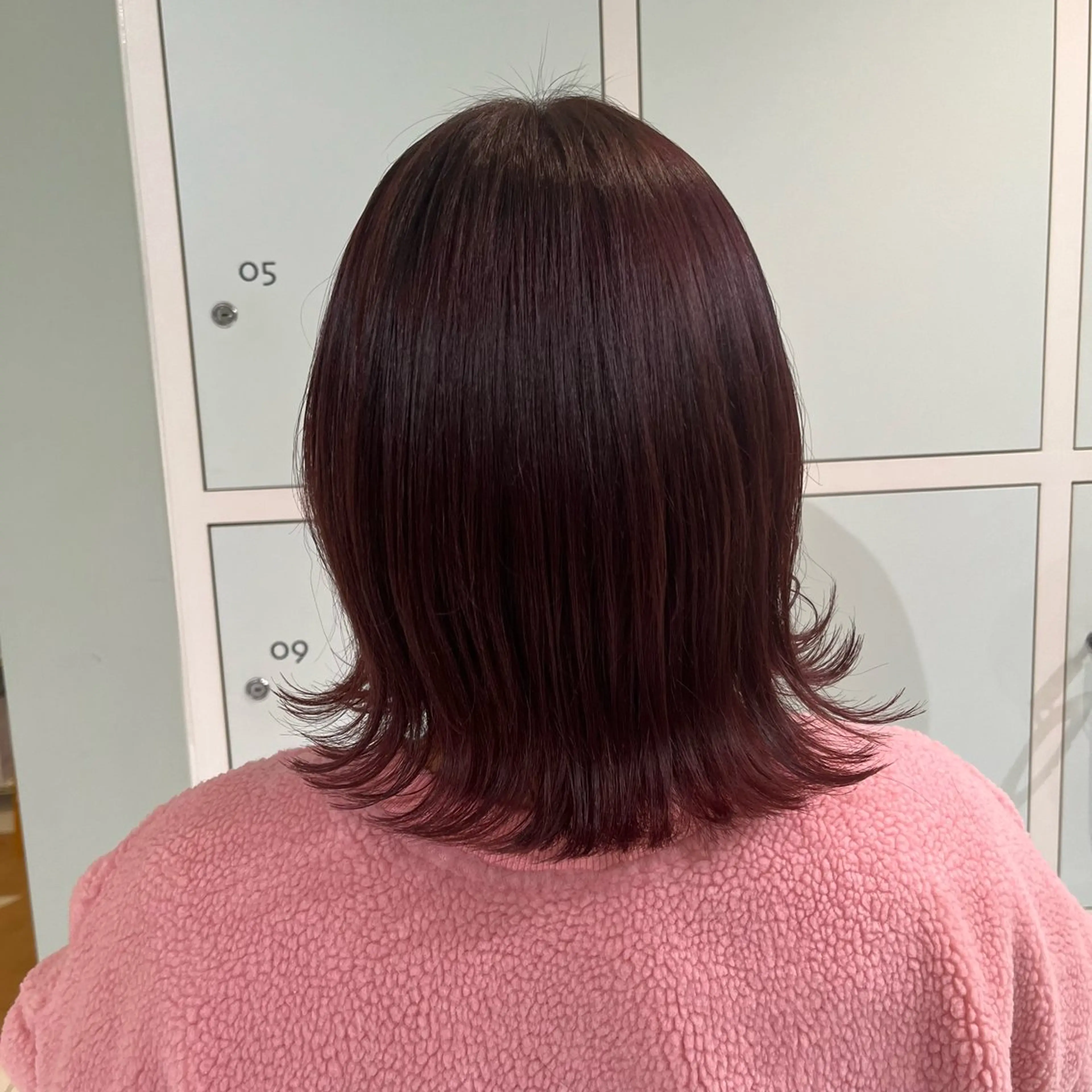 ミディアム 長井 麻帆のヘアスタイル