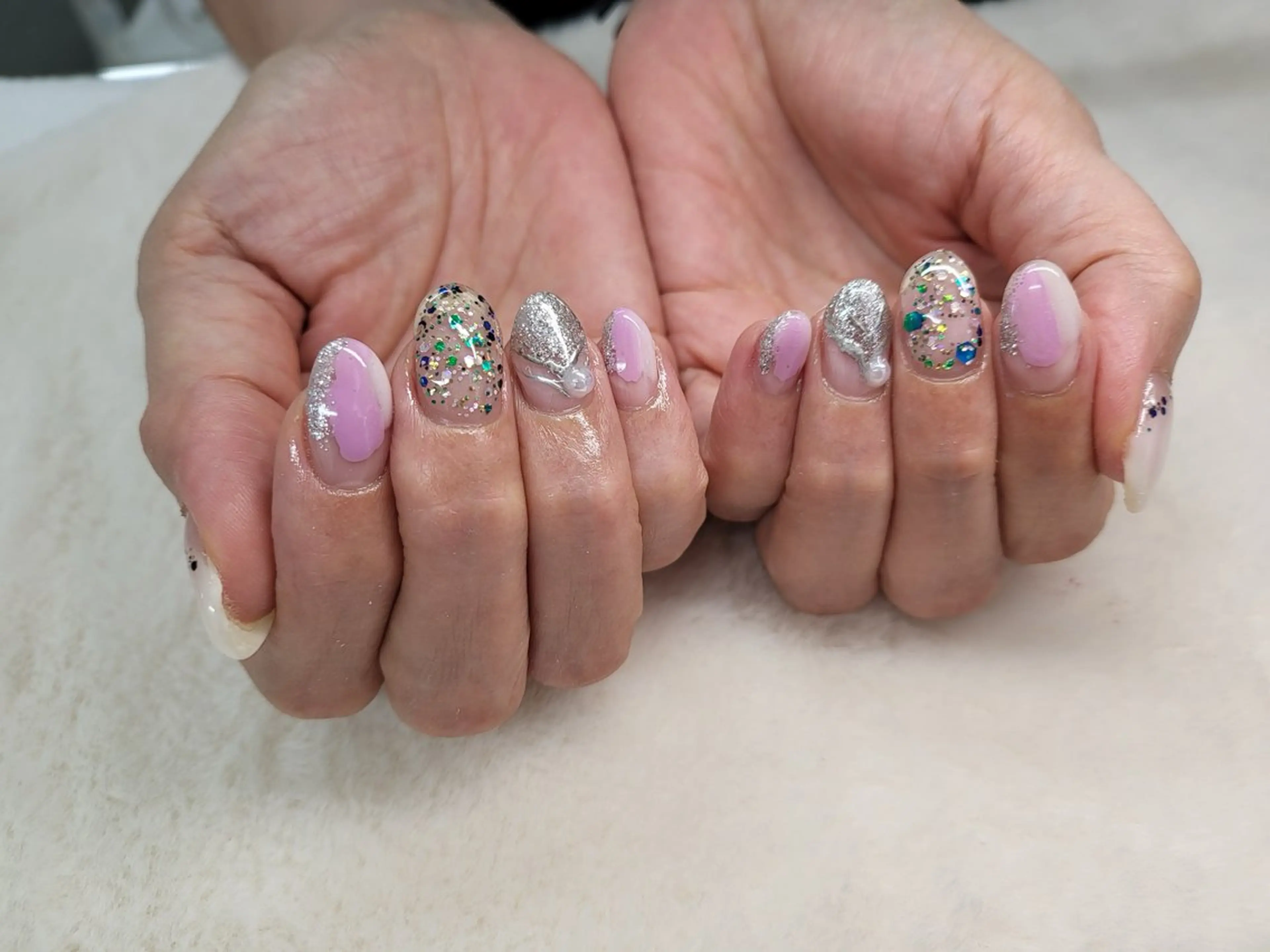 ネイル ニュアンスネイル ハンドネイル ハンドケア 心斎橋Salon Epokkuのネイルデザイン