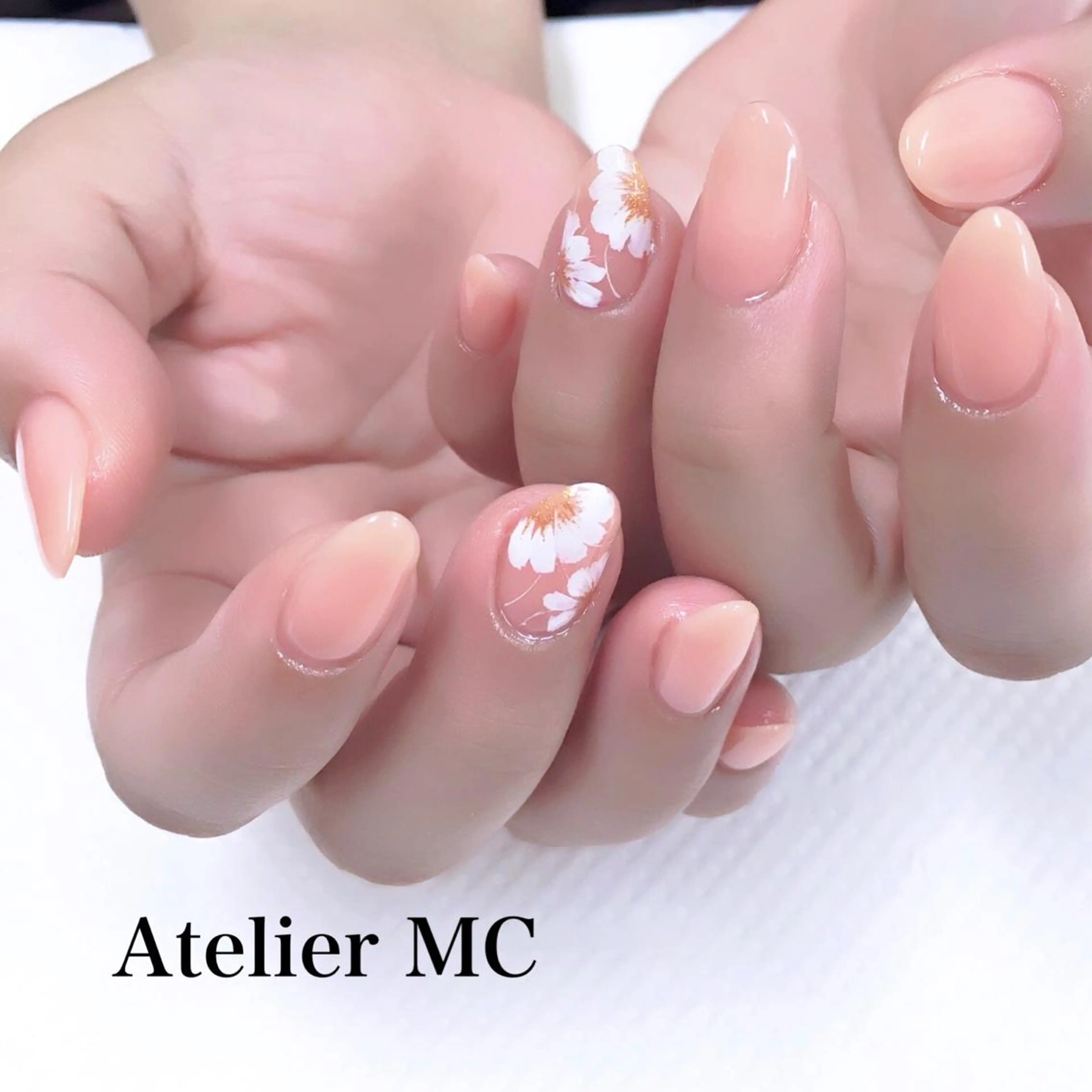 ネイル アートネイル ハンドネイル アトリエ エムシー 【新富町・東銀座】のネイルデザイン
