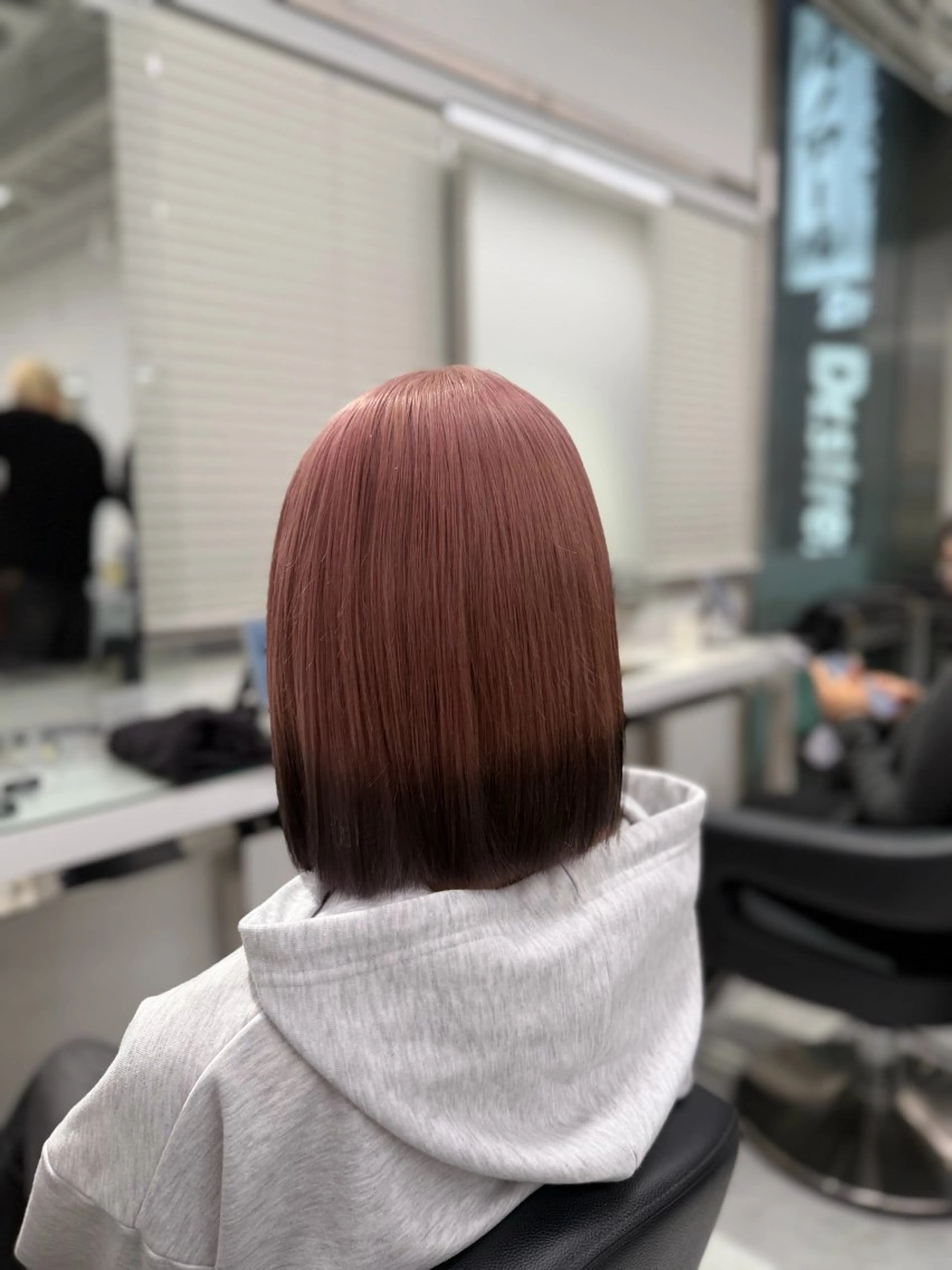 ミディアム カラー ヘアカラー トリートメント ヘッドスパ ヘアセット ❄最強かわいいカラー ❄️MINA❄️のヘアスタイル