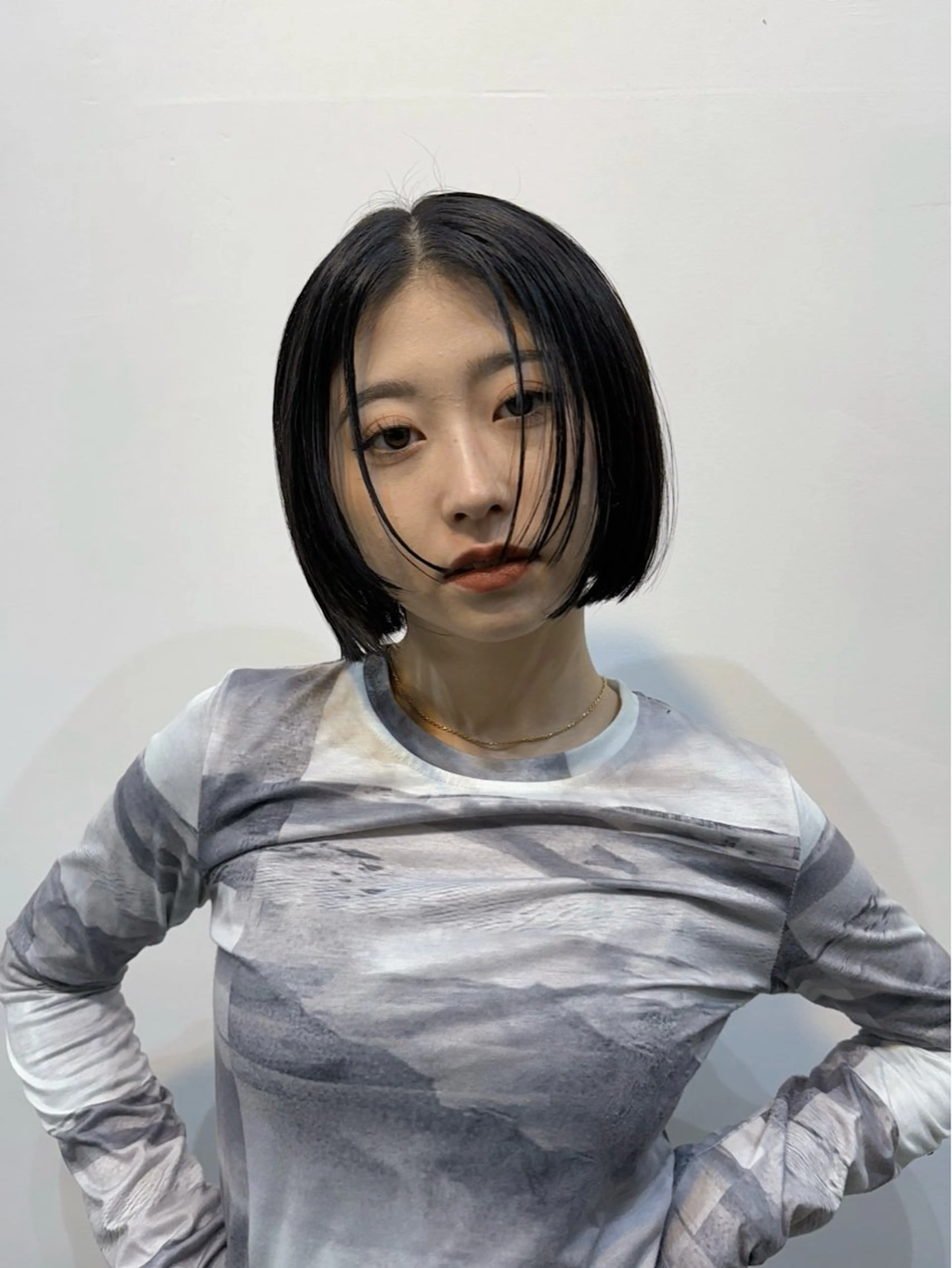 ミディアム カラー 山中 束真のヘアスタイル