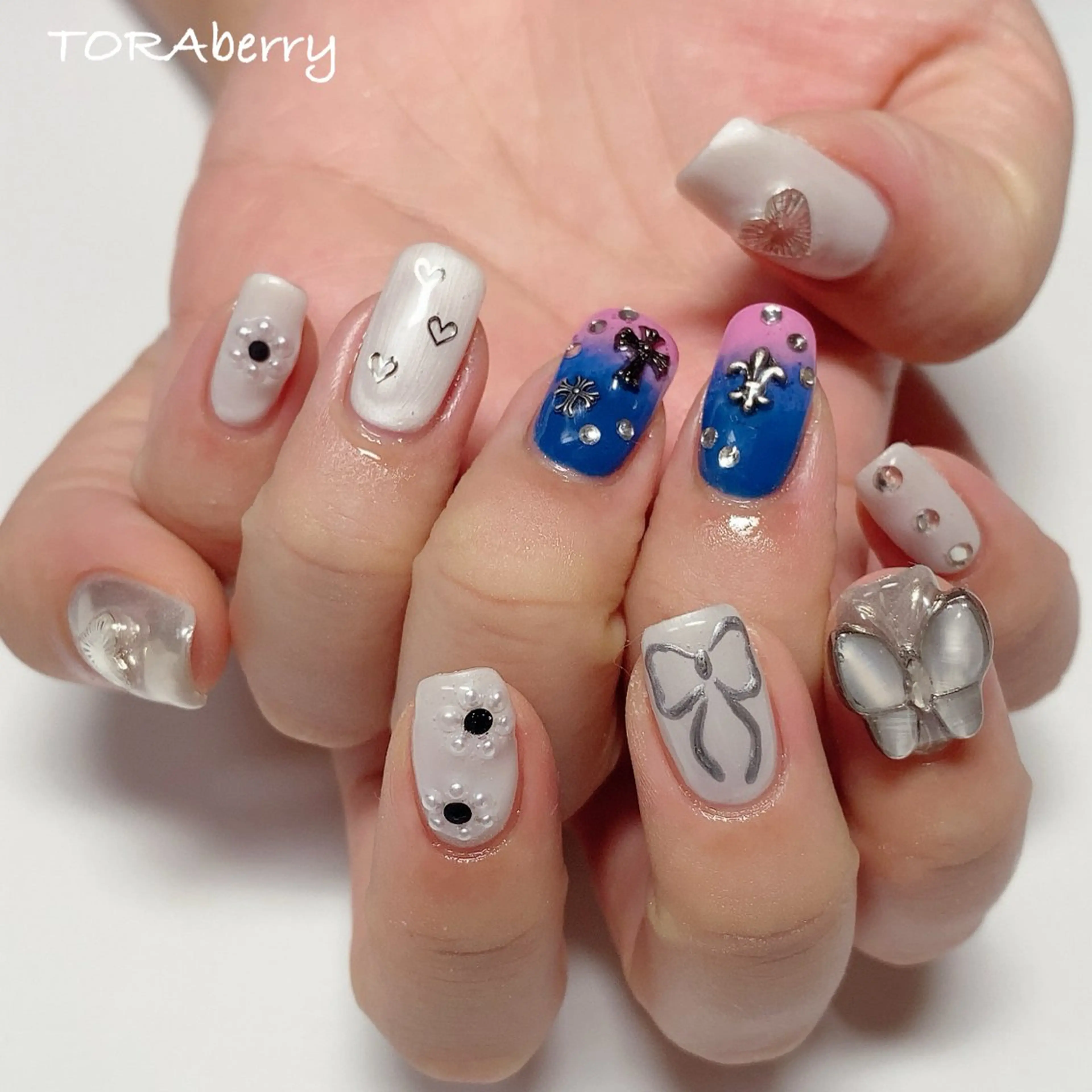 ネイル ハンドネイル ネイリスト なつみのネイルデザイン