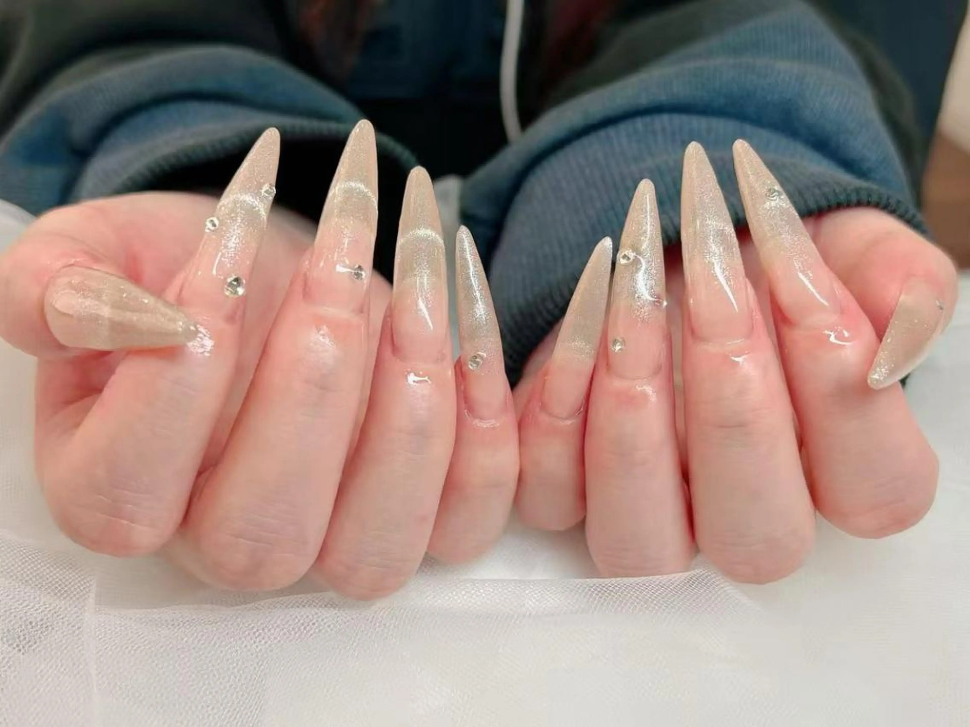 ネイル 長さ出し ジェルネイル 韓国ネイル 持ち込み パラジェル ハンドネイル ハンドケア Hana Bloom Nail💜Akiのネイルデザイン