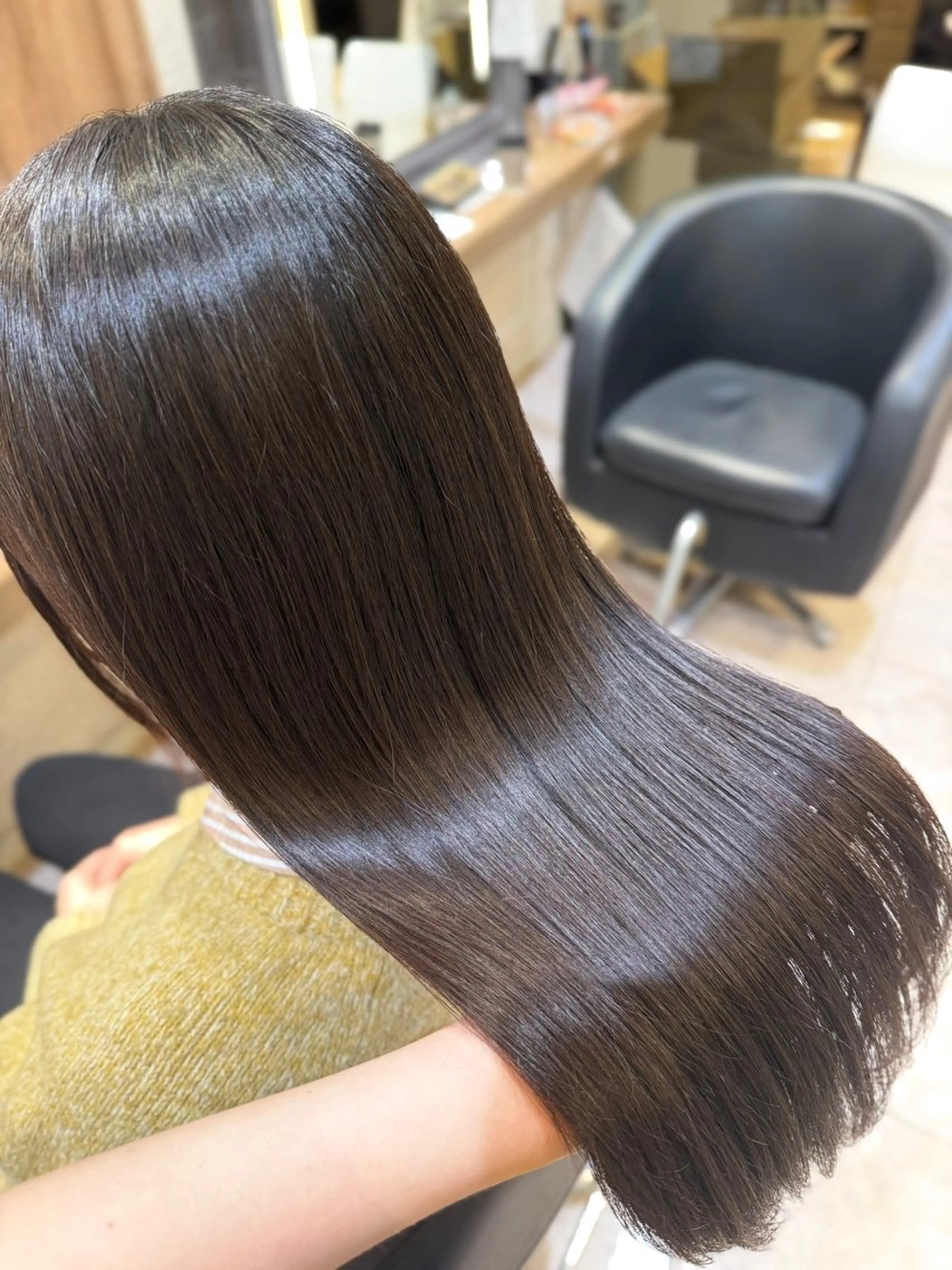 ロング カラー パーマ 縮毛矯正 さら艶ストレート 🩶Suzuneのヘアスタイル