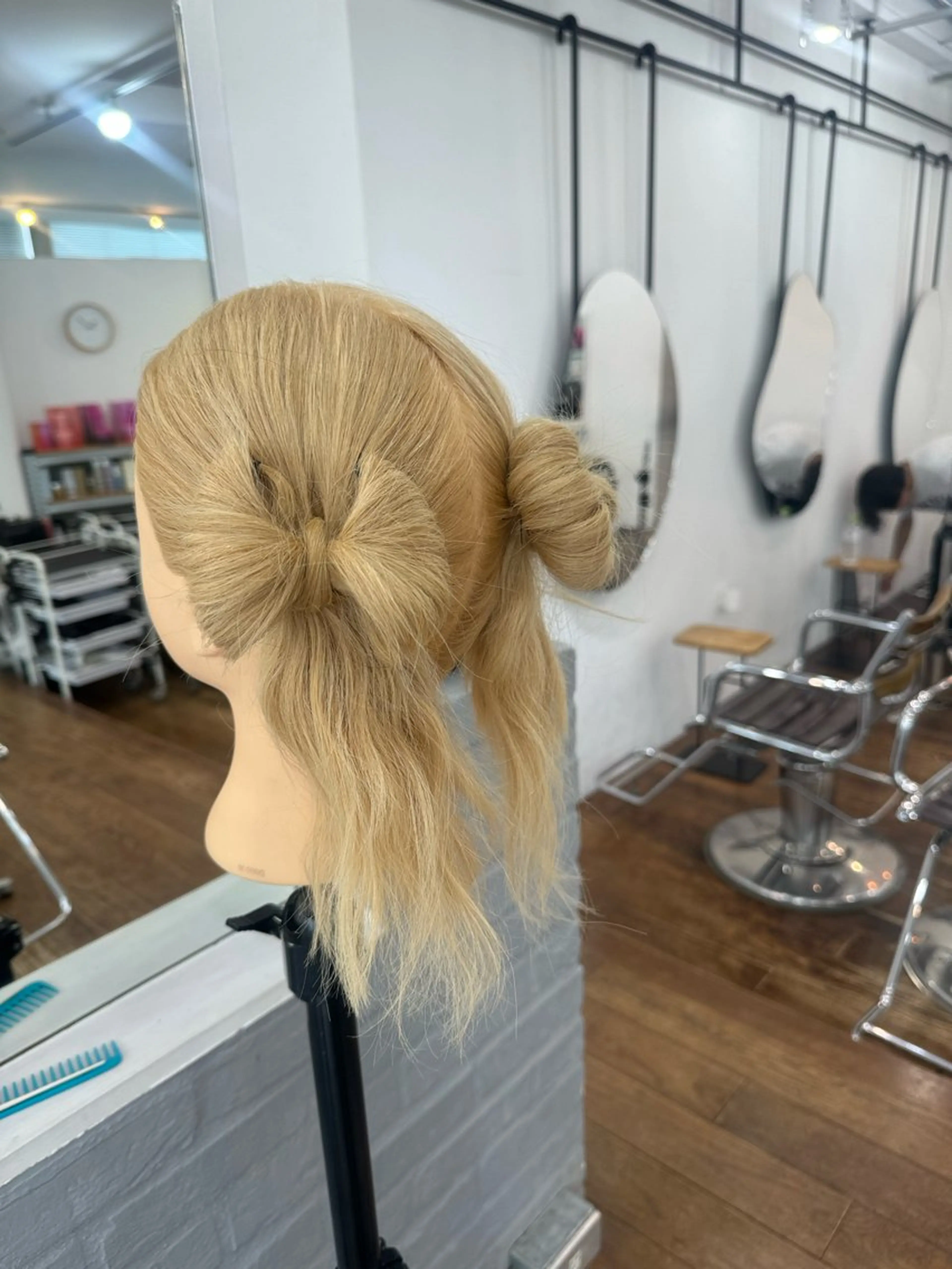 ヘアアレンジ 🌻名古屋🌻 🫧ハイトーン🫧のヘアスタイル