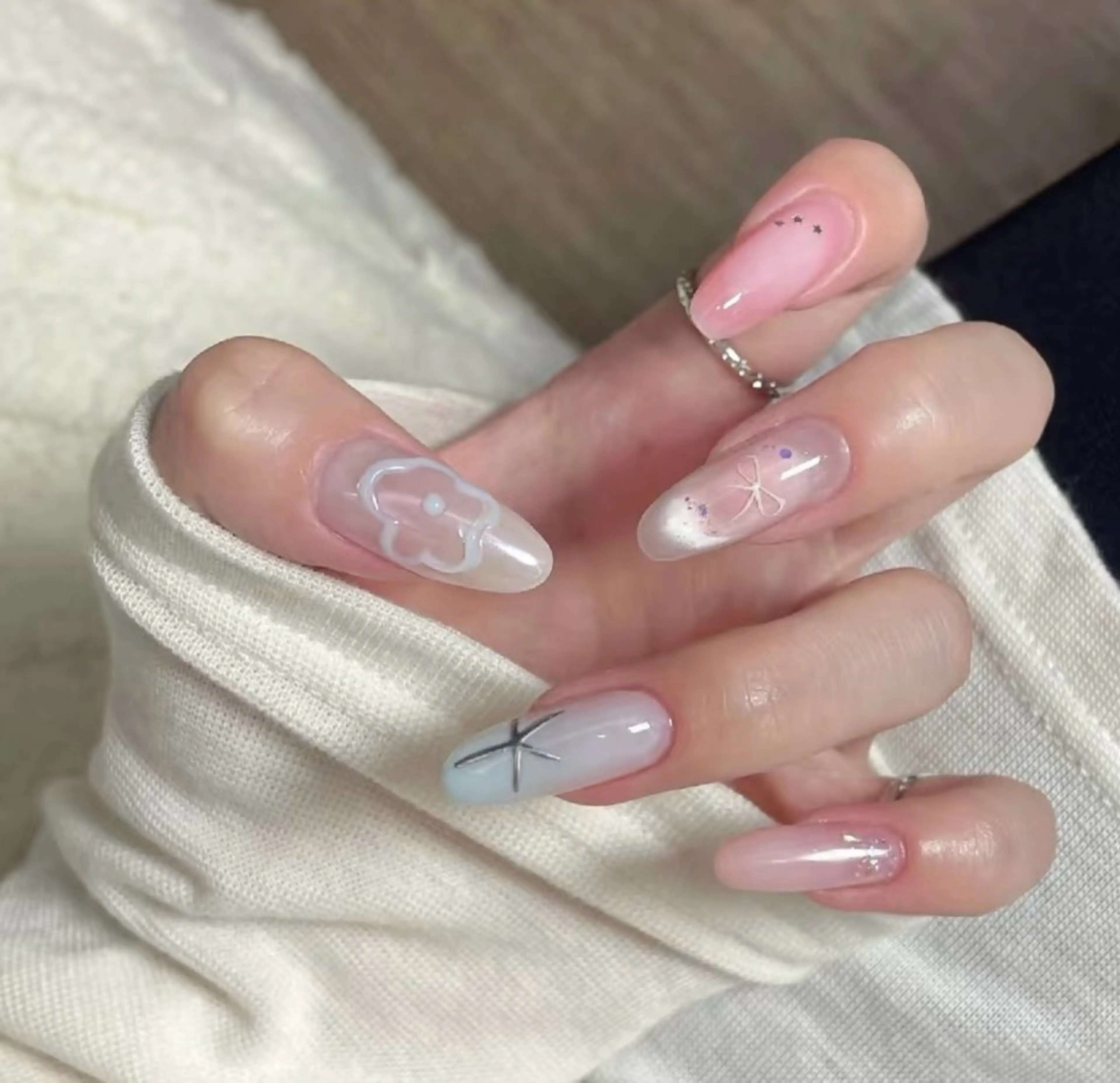 ネイル 高木 維麗絲のネイルデザイン