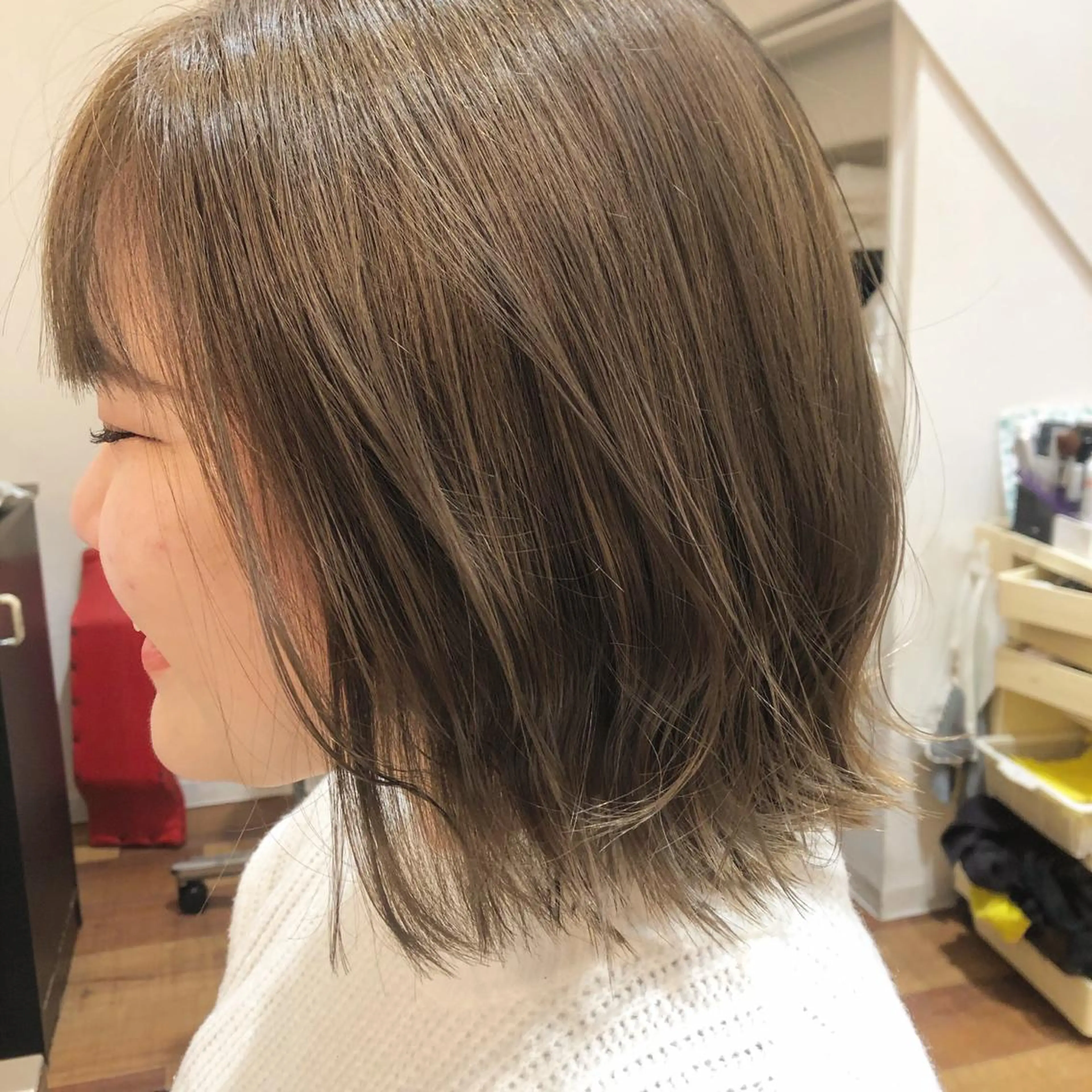 ミディアム カラー カット ヘアカラー MOLLA 浅香山店所属・谷口ゆめ/縮毛矯正/ 大人女子/眉ワックスのヘアスタイル