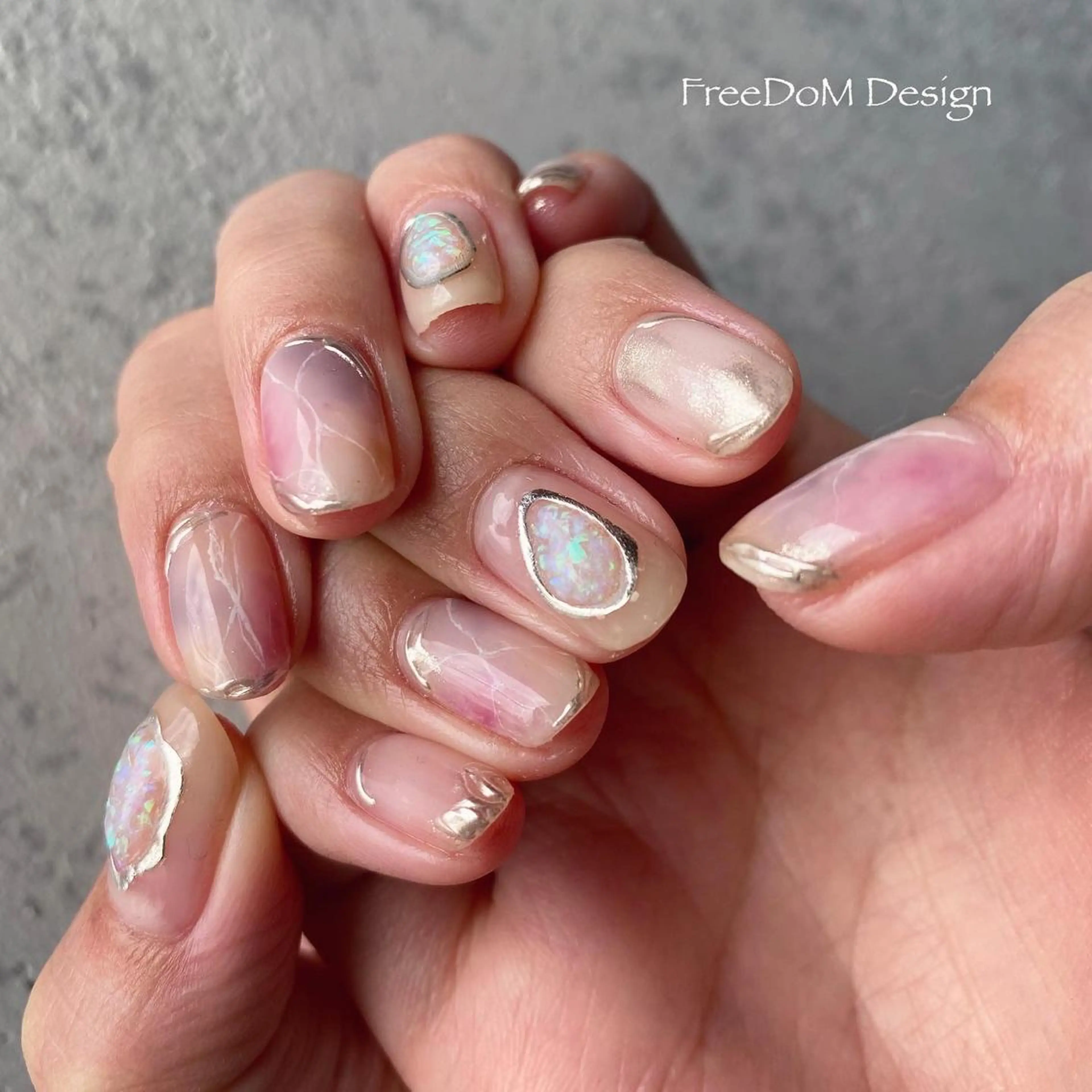 ネイル ニュアンスネイル ハンドネイル ＦreeDoＭ   Design所属・W KUMIのネイルデザイン