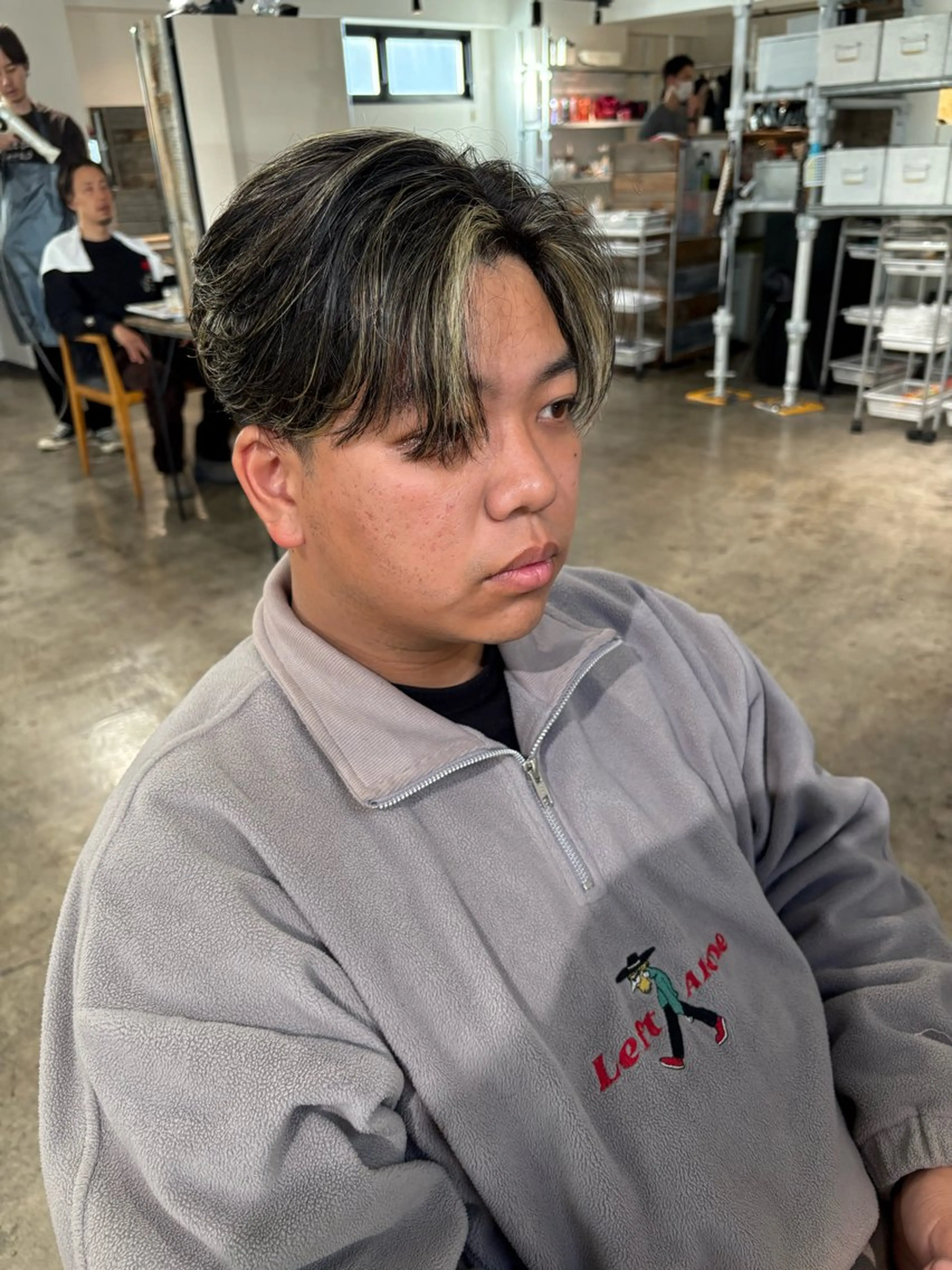 ショート メンズ センターパート ダウンパーマ フェザーパーマ カルマパーマ メンズ韓国風 カット become men's hair 名駅店所属・名駅/フェザーパーマ 韓国ヘア/森岡のヘアスタイル