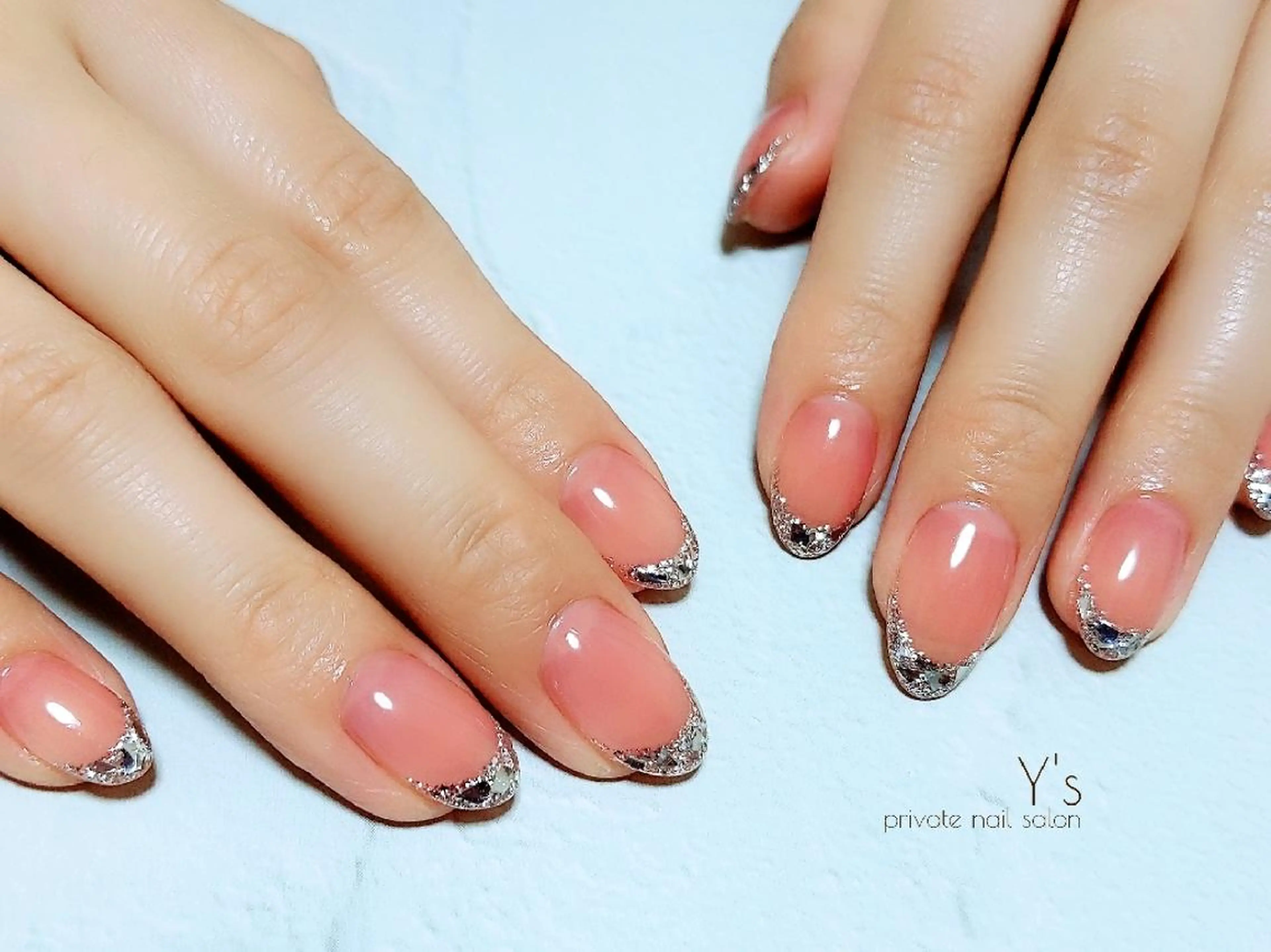 ネイル ハンドネイル YUMI NAGAI  のネイルデザイン