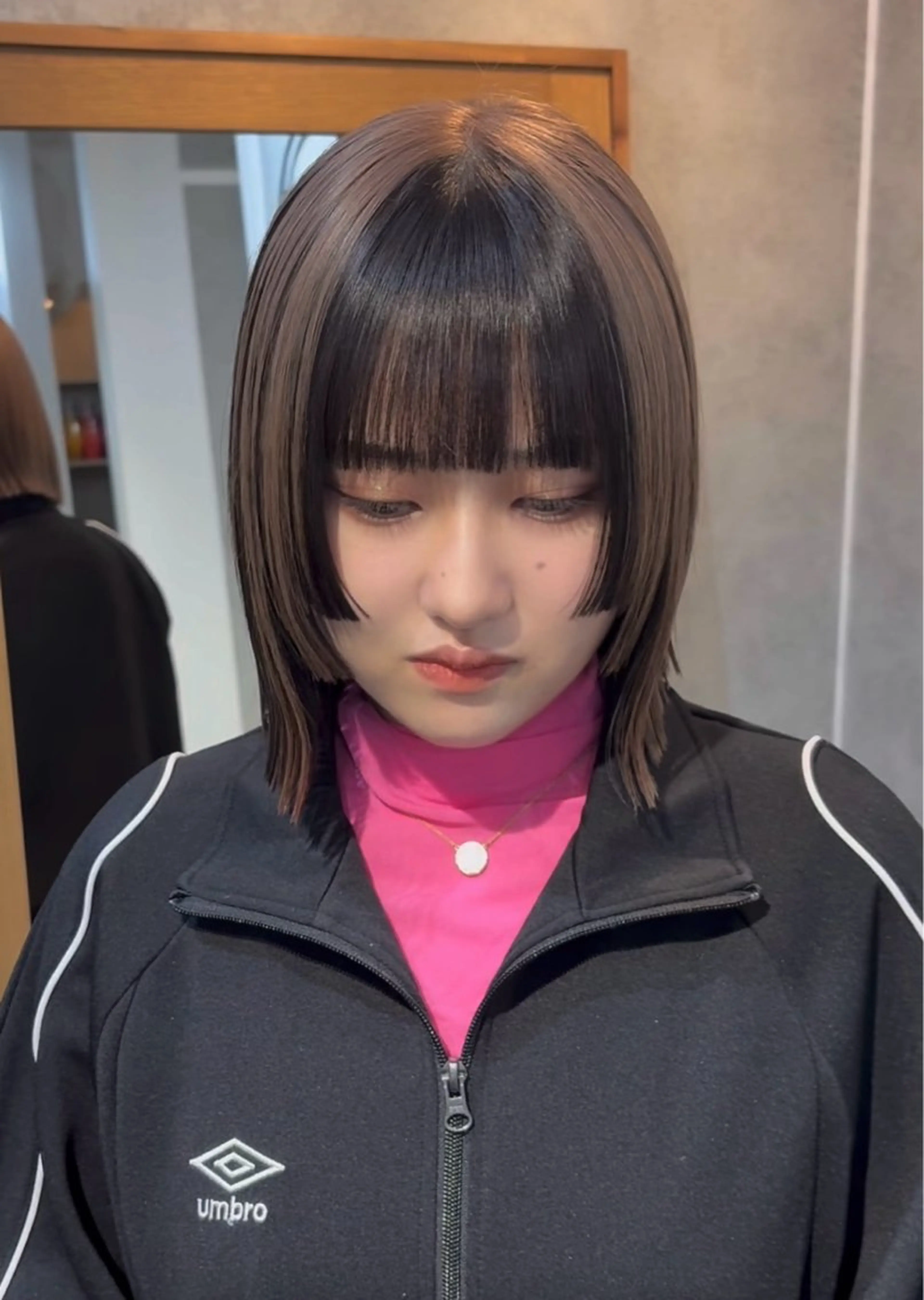 ショート カラー カット ヘアカラー トリートメント 赤みオフの透明感職人 /ケア重視の美髪施術のヘアスタイル