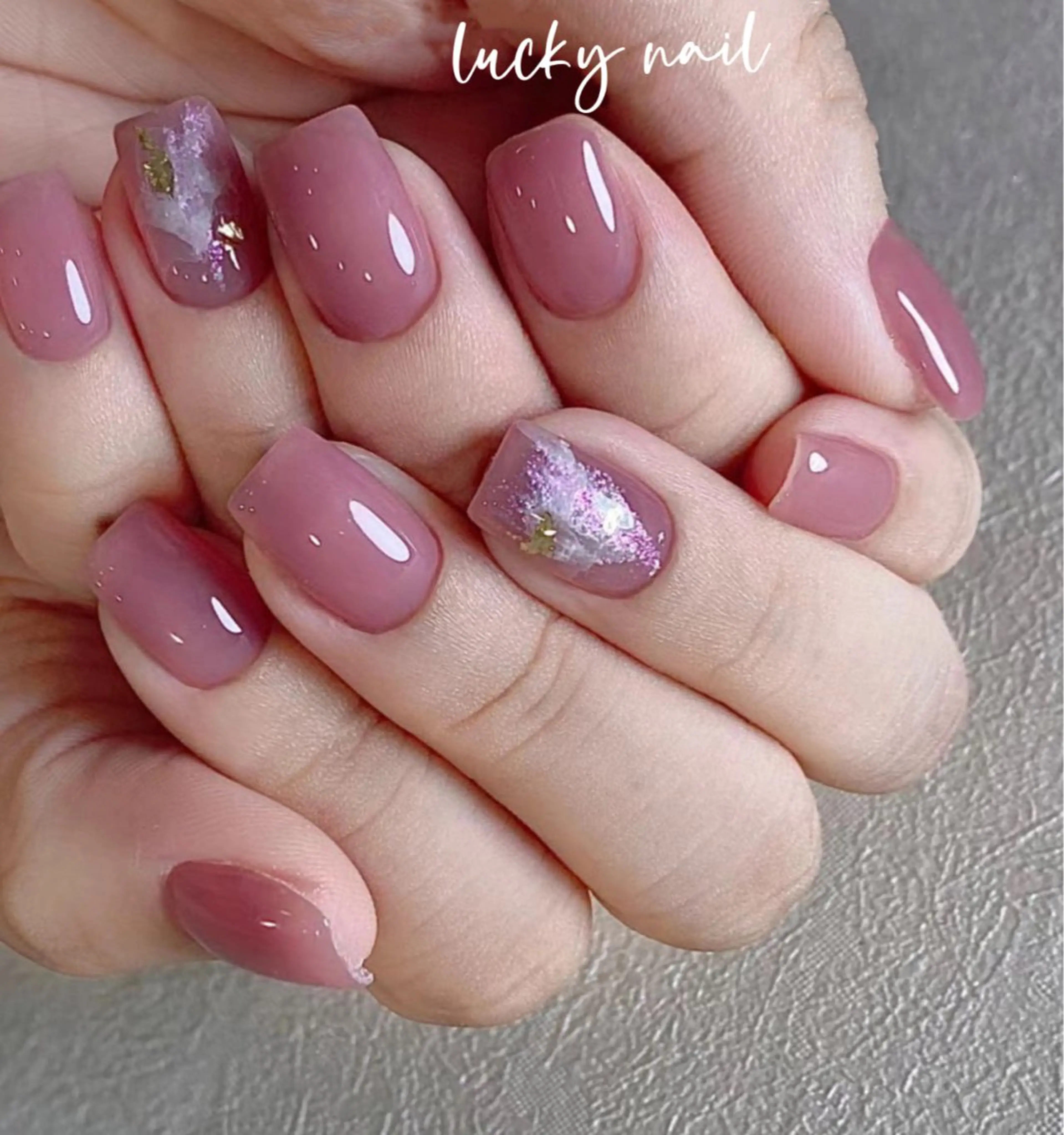 ネイル チークネイル 長さ出し ジェルネイル マグネットネイル 持ち込み ハンドネイル ハンドケア Lucky nail 小林和希のネイルデザイン