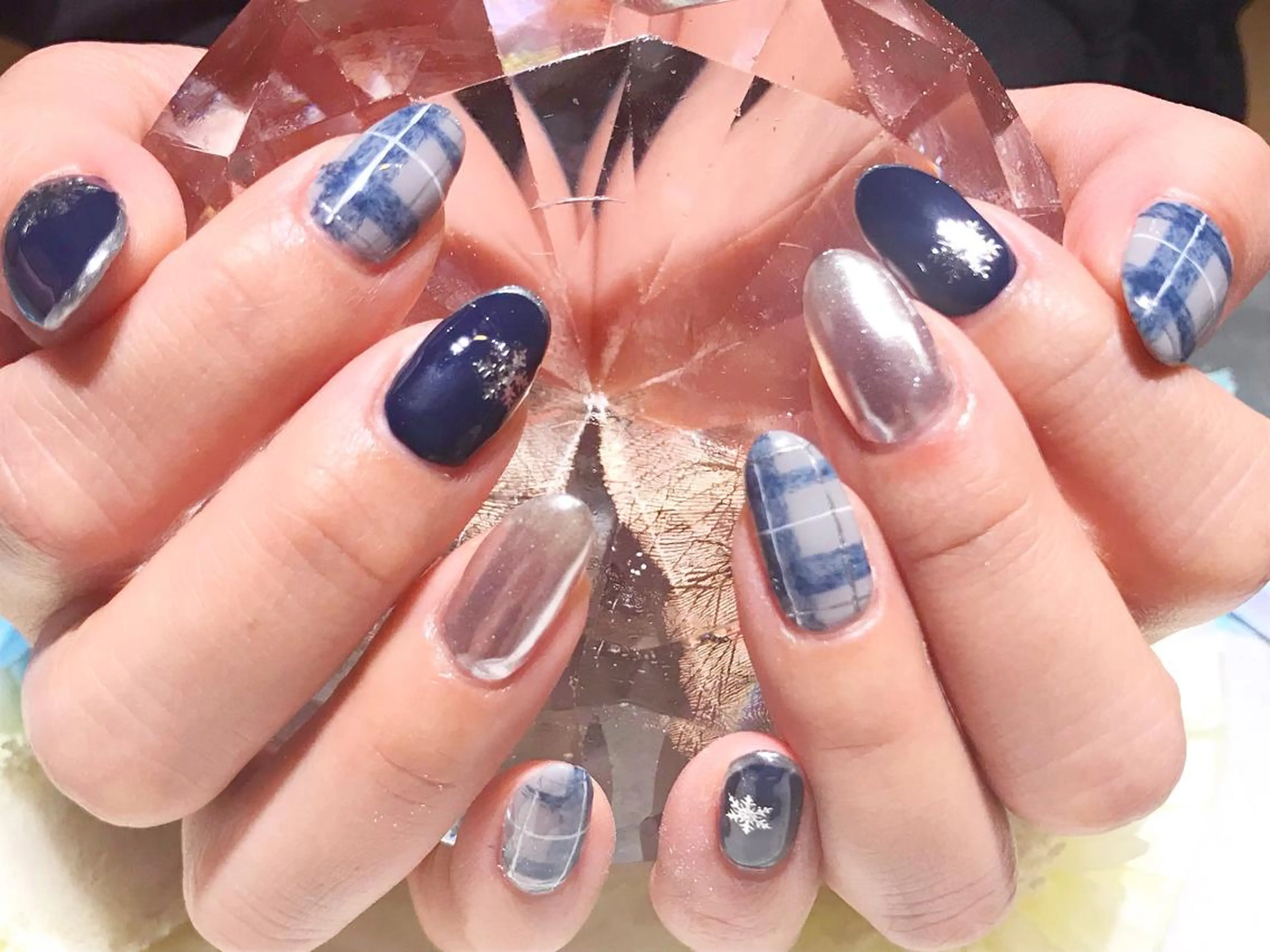 ネイル シンプルネイル YUN 💅のネイルデザイン