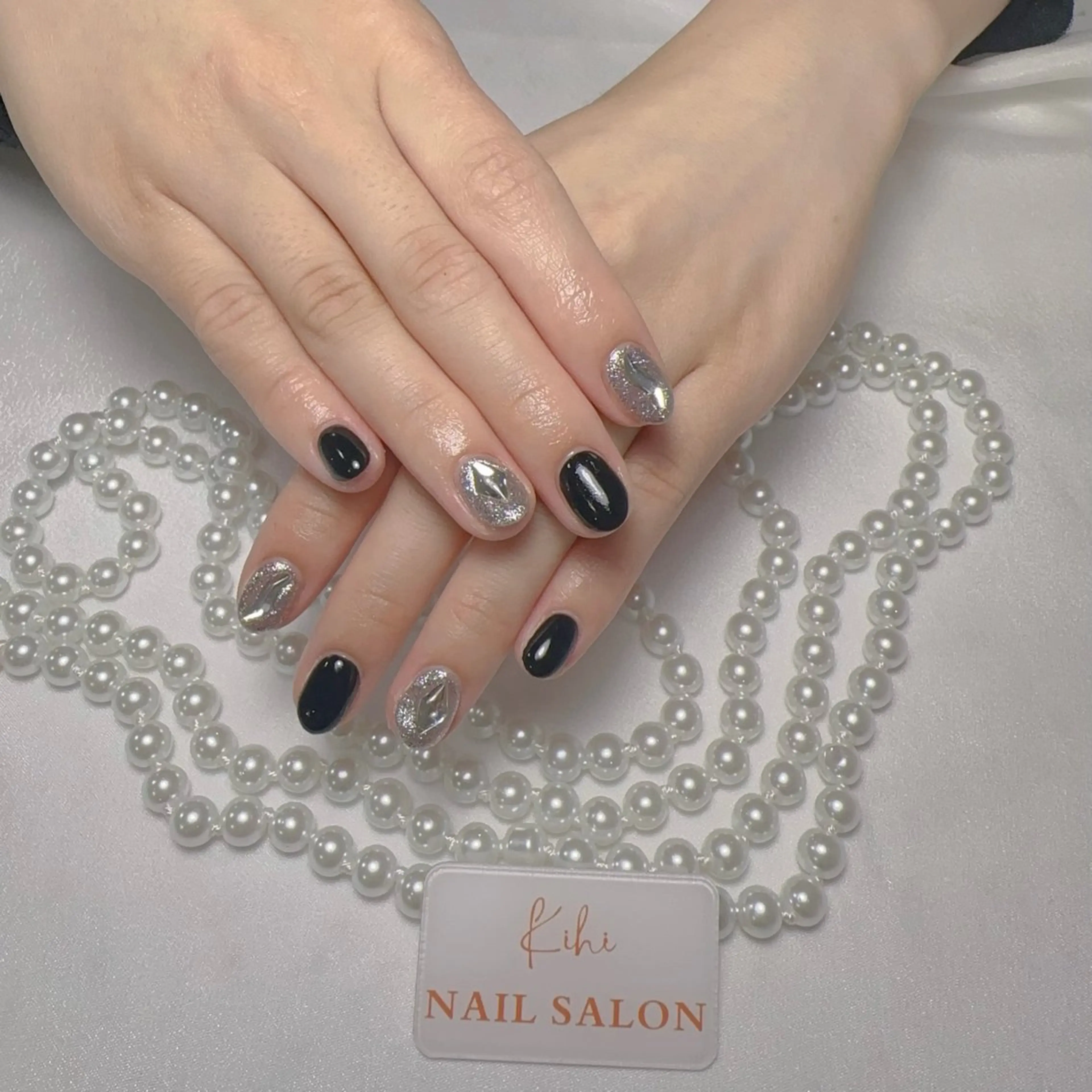 ネイル アートネイル フレンチネイル ジェルネイル グラデーション 韓国ネイル ハンドネイル 💕鈴木ユリ パラジェル/オフ無料のネイルデザイン