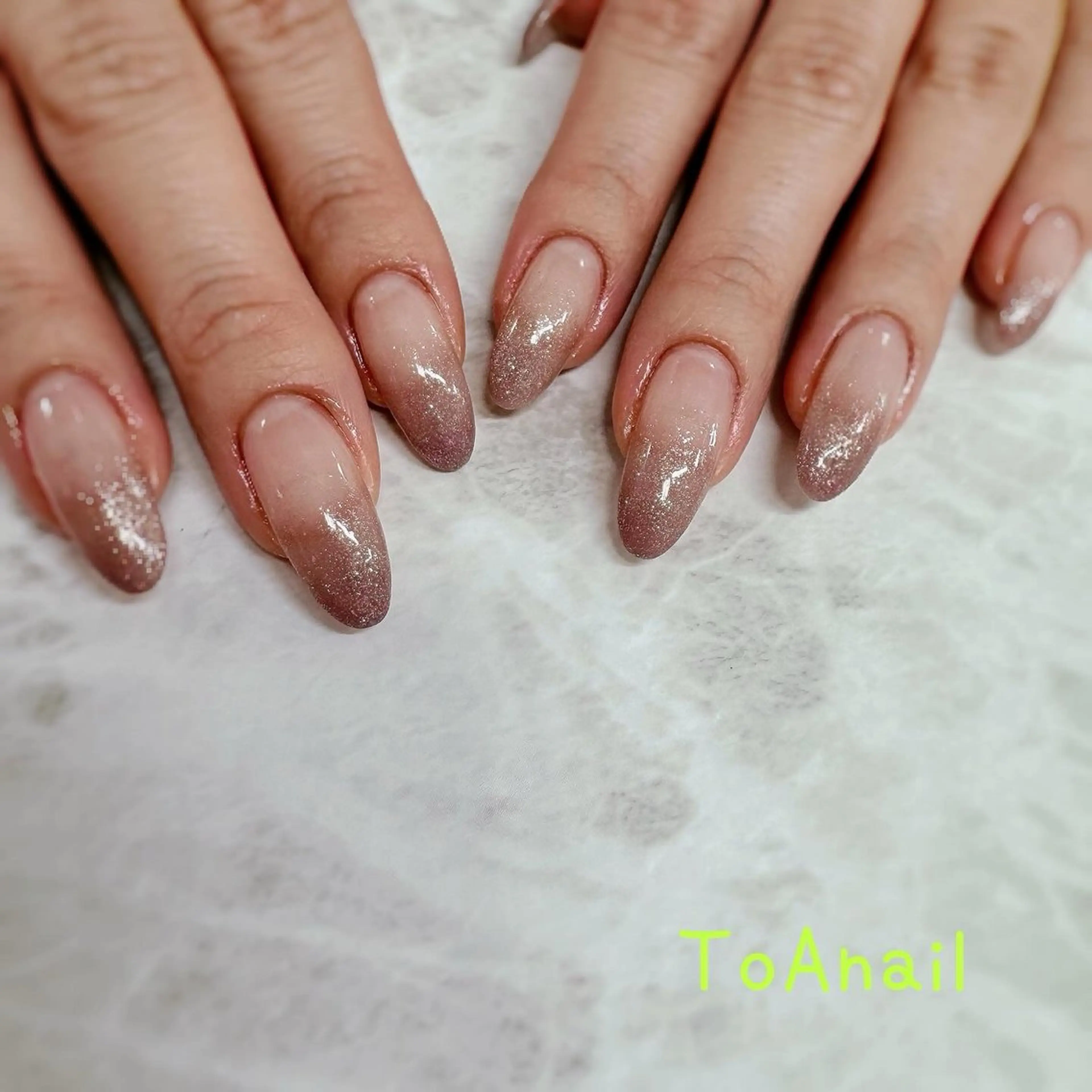 ネイル ラメ(グリッター) ラメグラデーション ToA nailのネイルデザイン