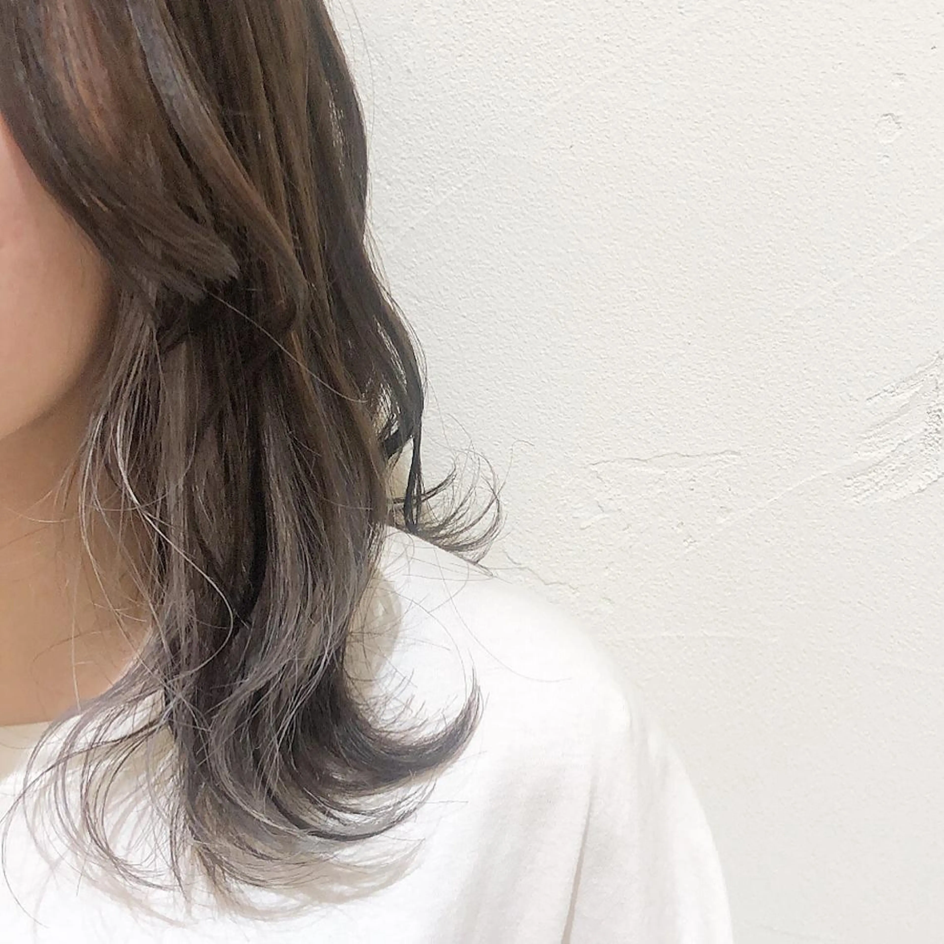 カラー 透明感カラー イヤリングカラー 佐久間 成恵のヘアスタイル