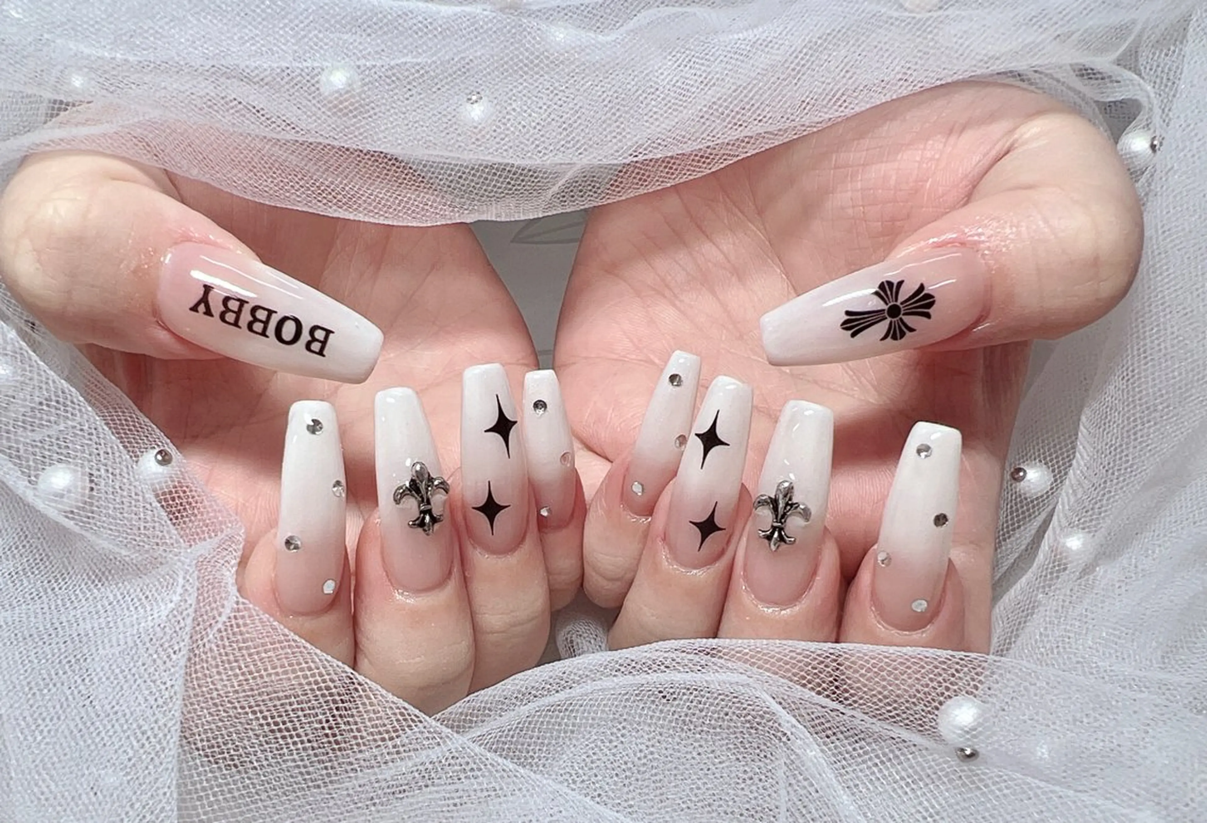 ネイル R salonのネイルデザイン