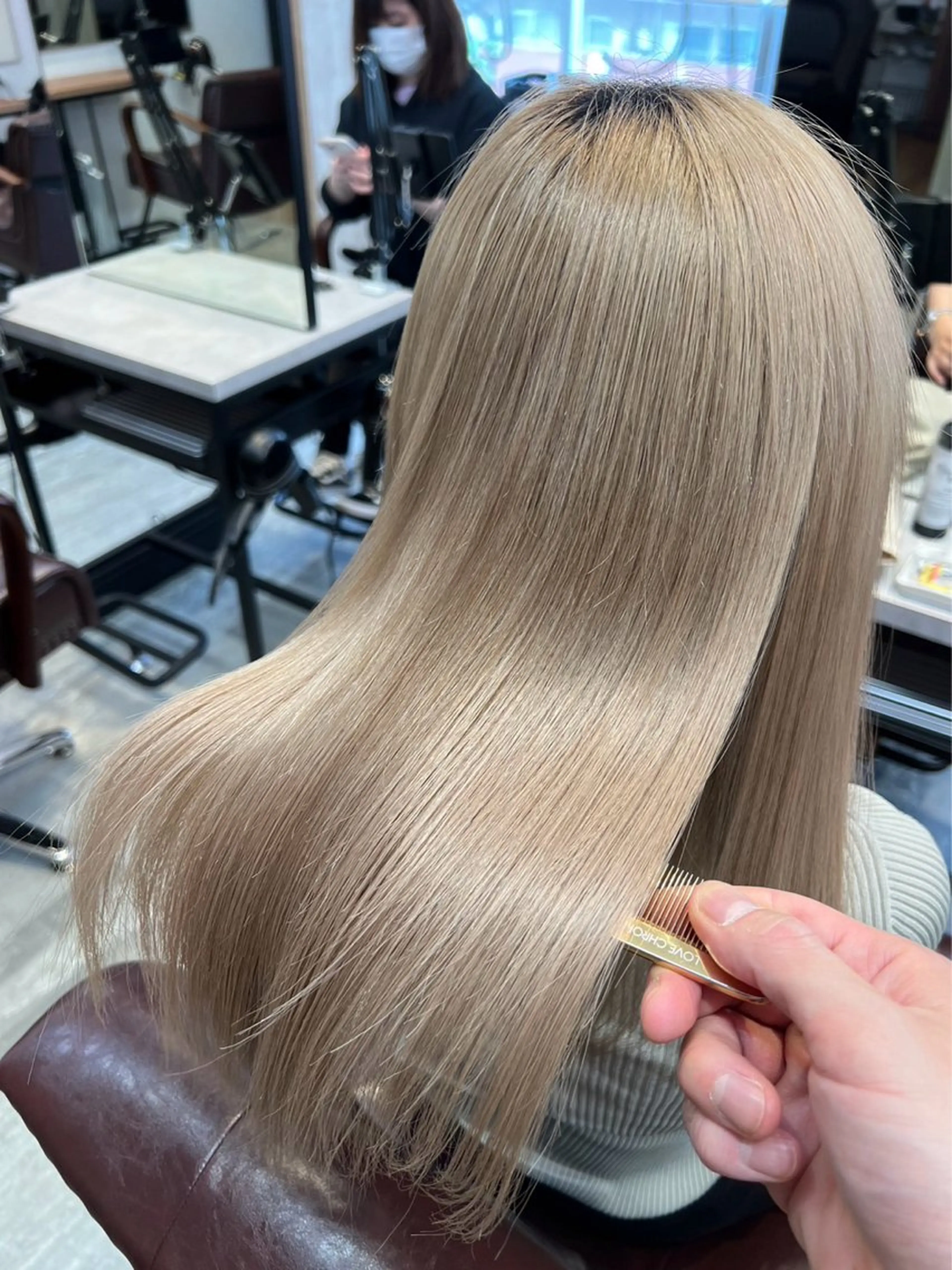 カラー カット ヘアカラー トリートメント 愛されハイトーン 🍓YURINAのヘアスタイル