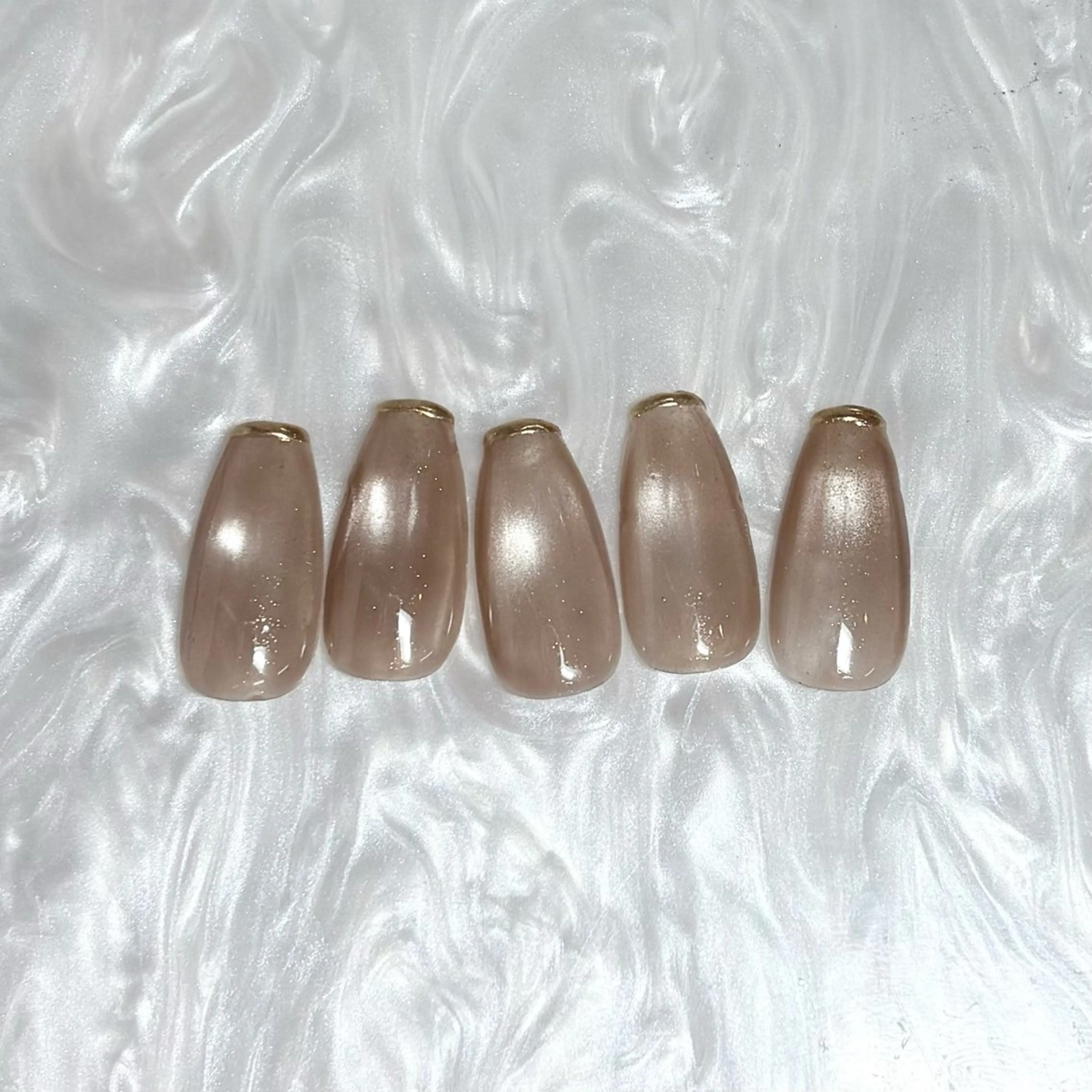 ネイル ミラーネイル DIVAS beauty salon所属・DIVAS/ yuiのネイルデザイン