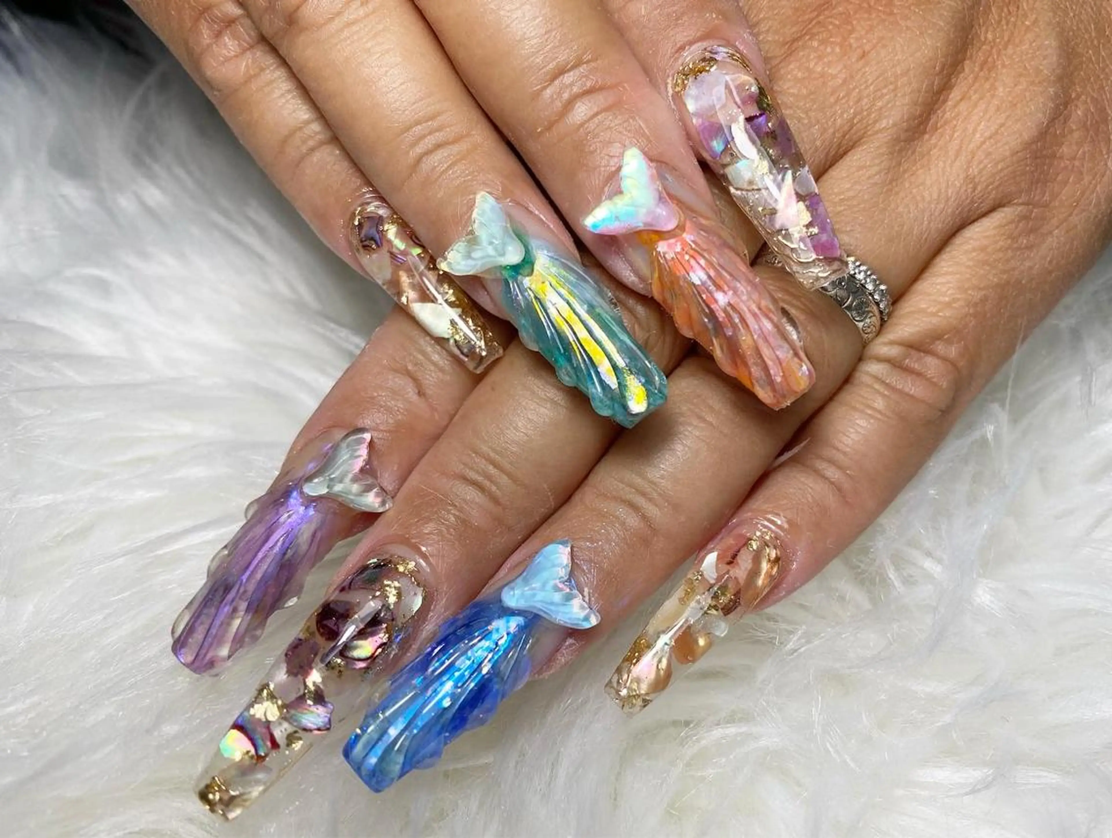 ロング ハンドネイル P. nailのネイルデザイン