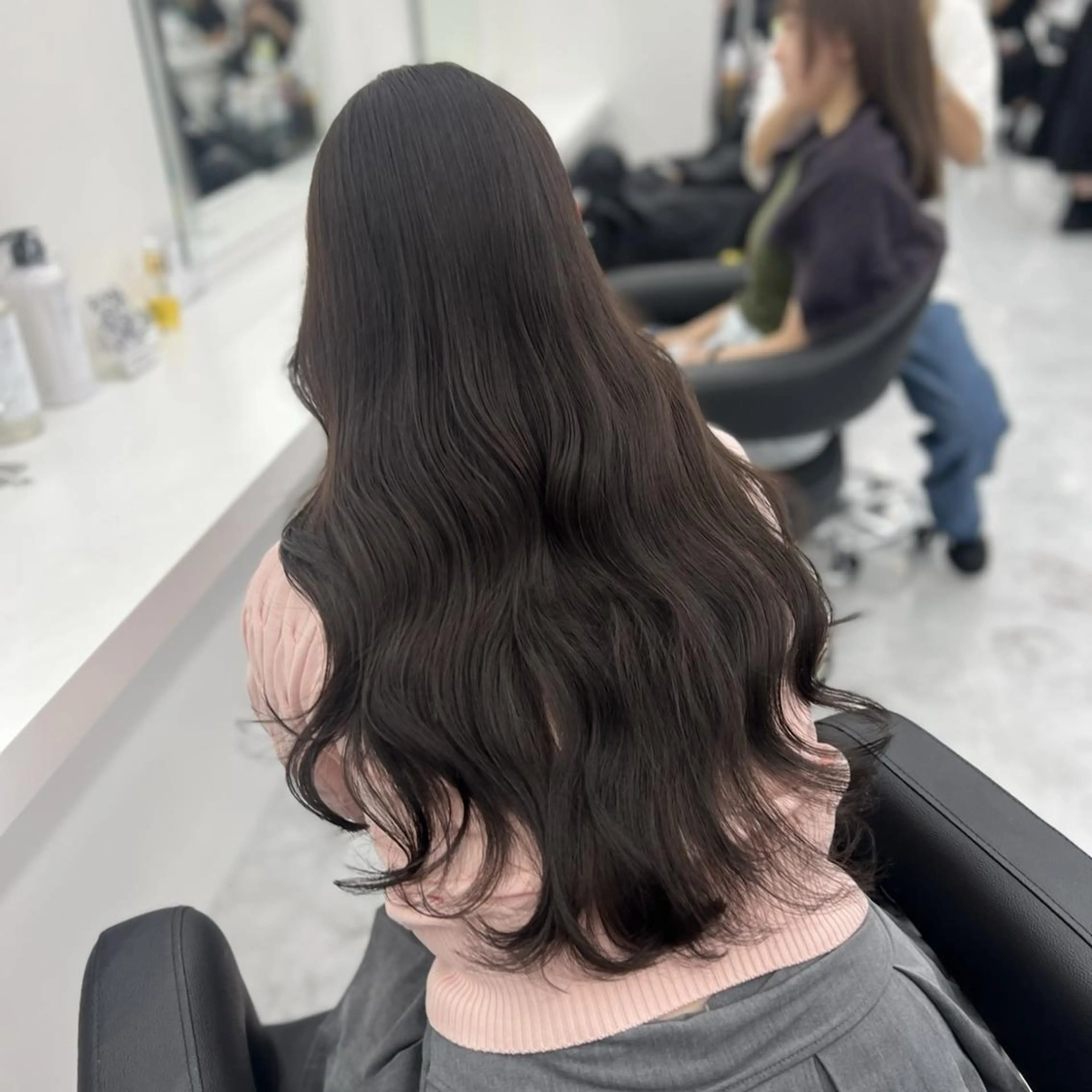 カラー 冬のトレンド美髪🪽 韓国ヘア🪽銀座のヘアスタイル