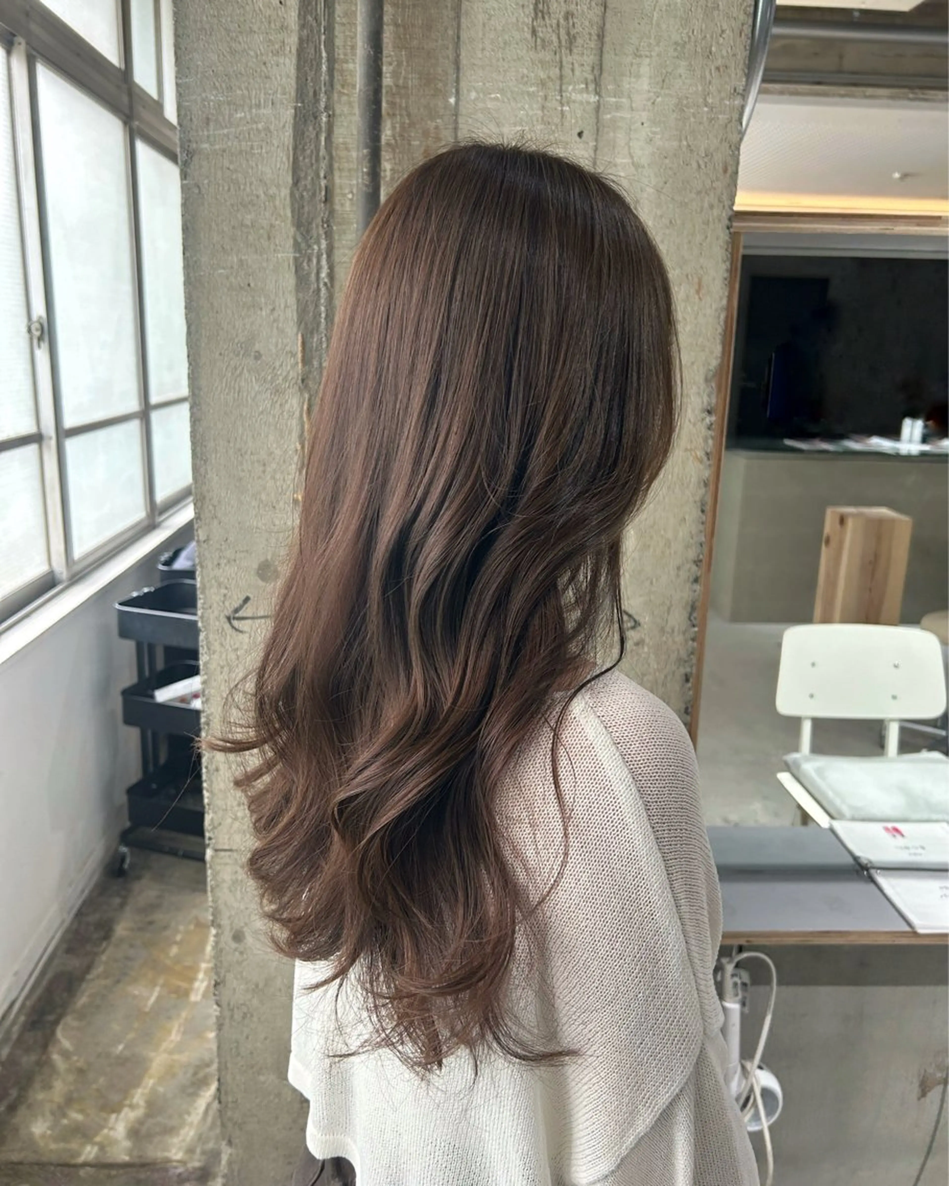 カラー アッシュ オレンジ 谷口 萌瑛のヘアスタイル