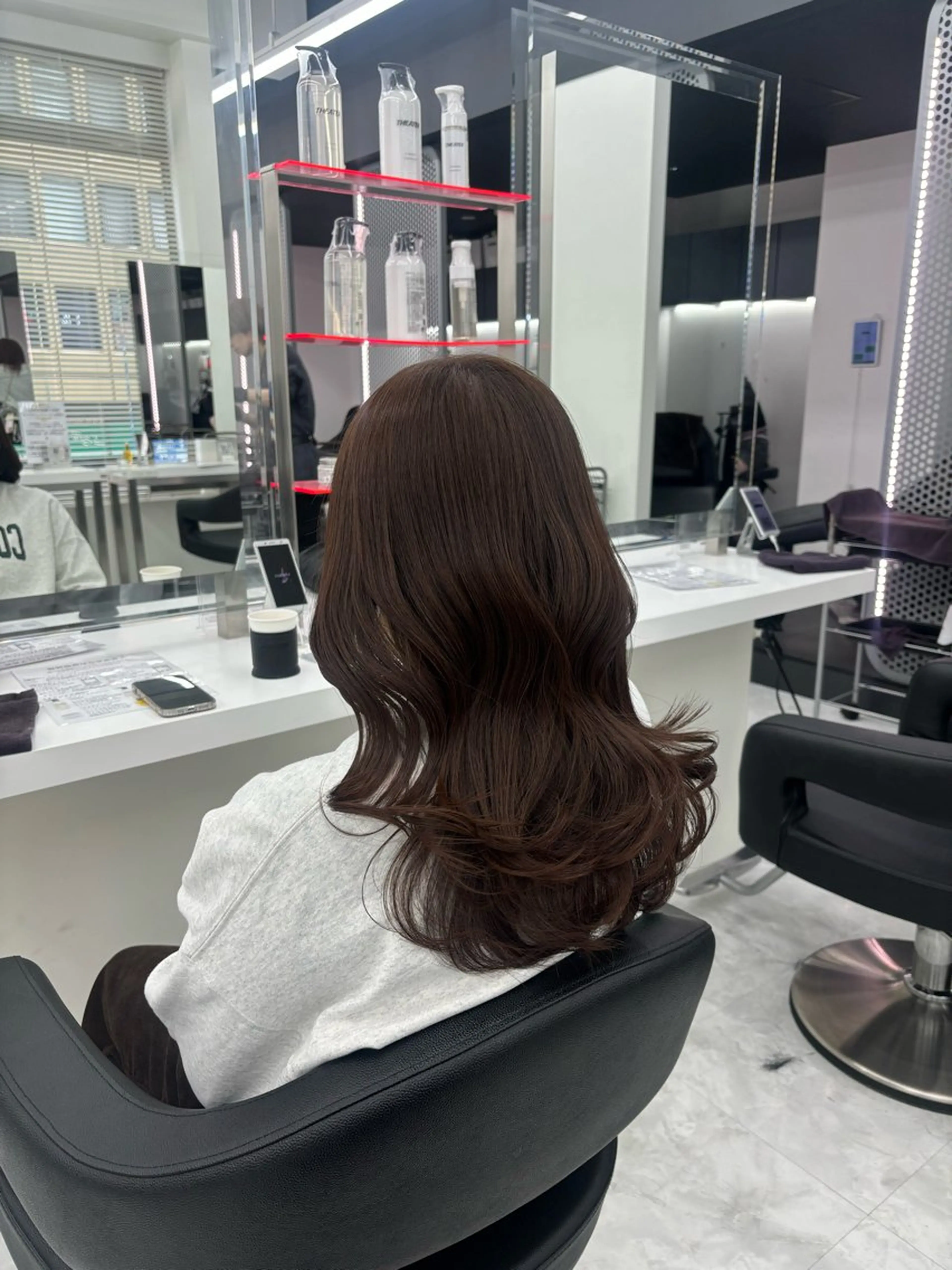 セミロング カラー 🤍レイヤー/顔周り /hirari🤍のヘアスタイル