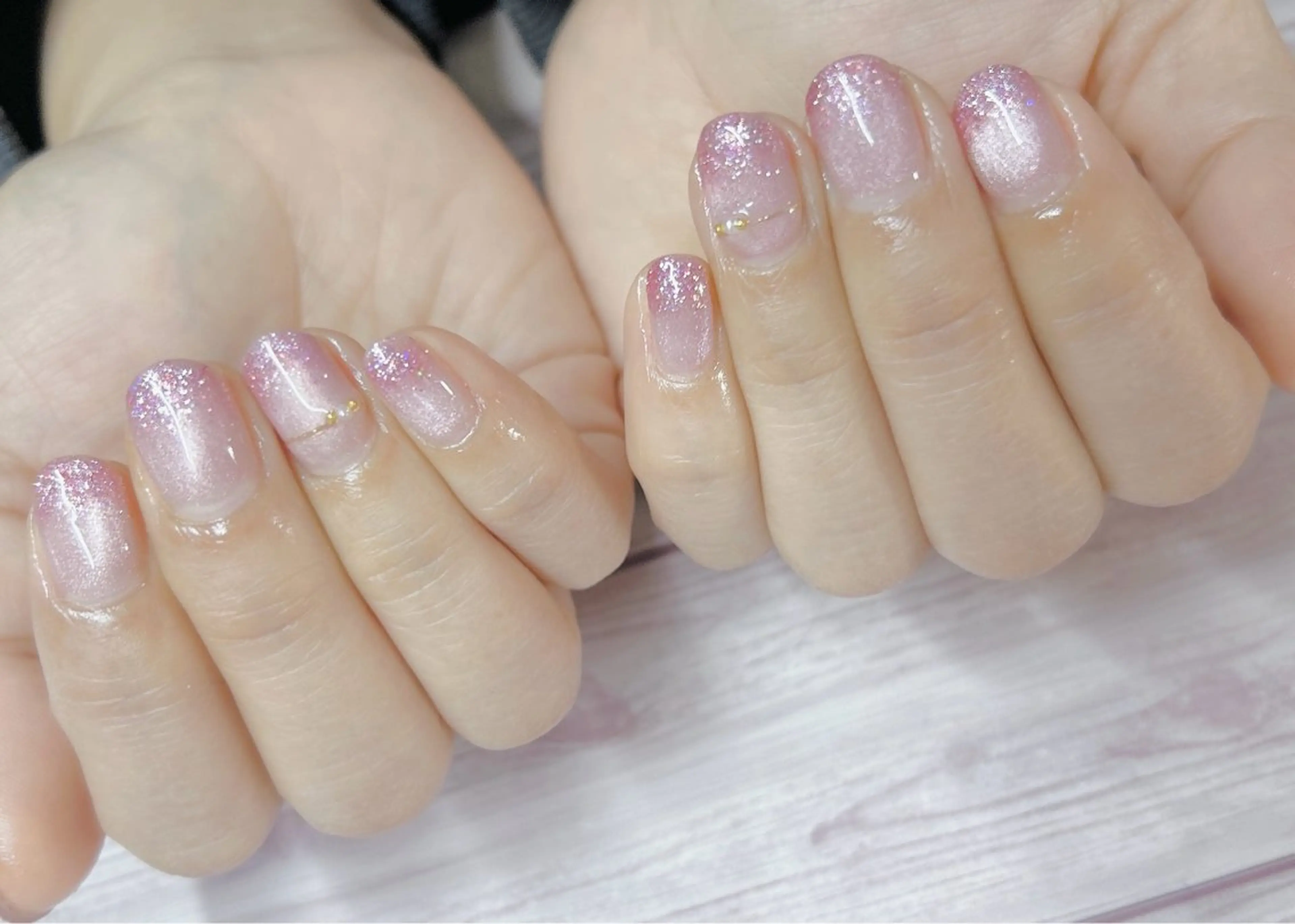 ネイル グラデーション マグネットネイル MYu Beauty Salon YURIのネイルデザイン