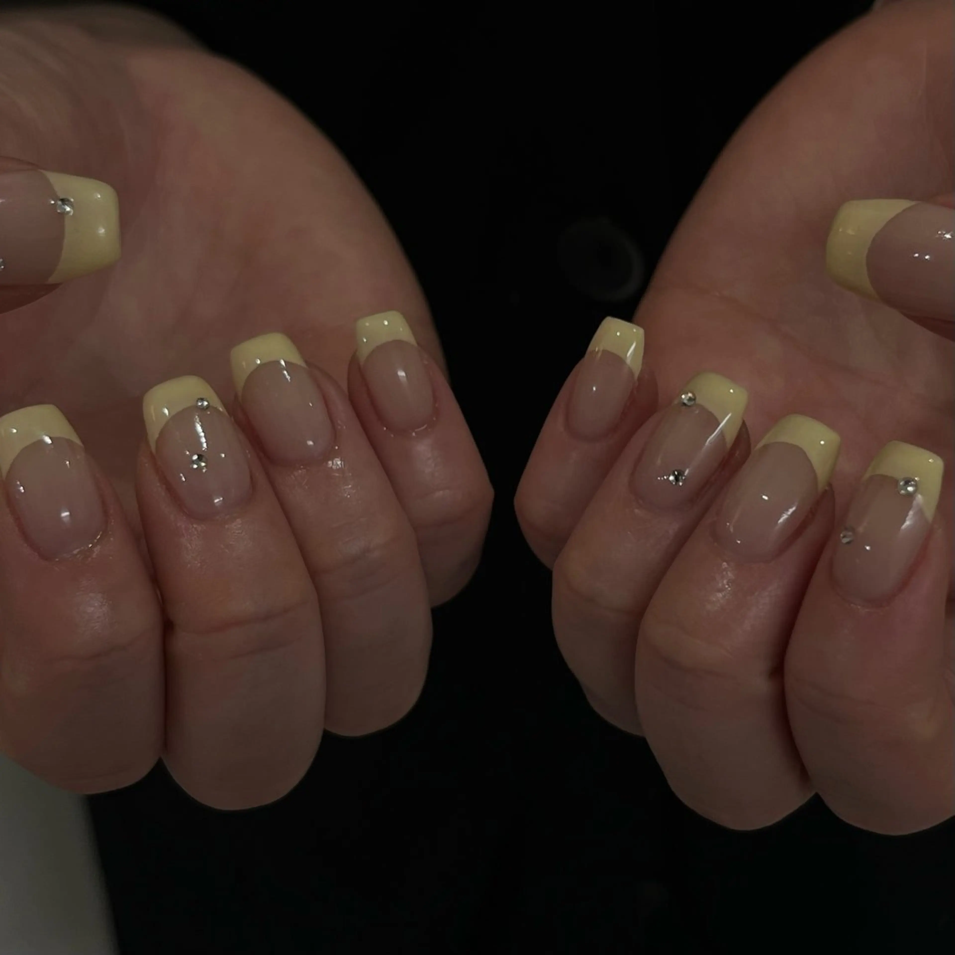 【HAND】 フレンチ ネイルの写真