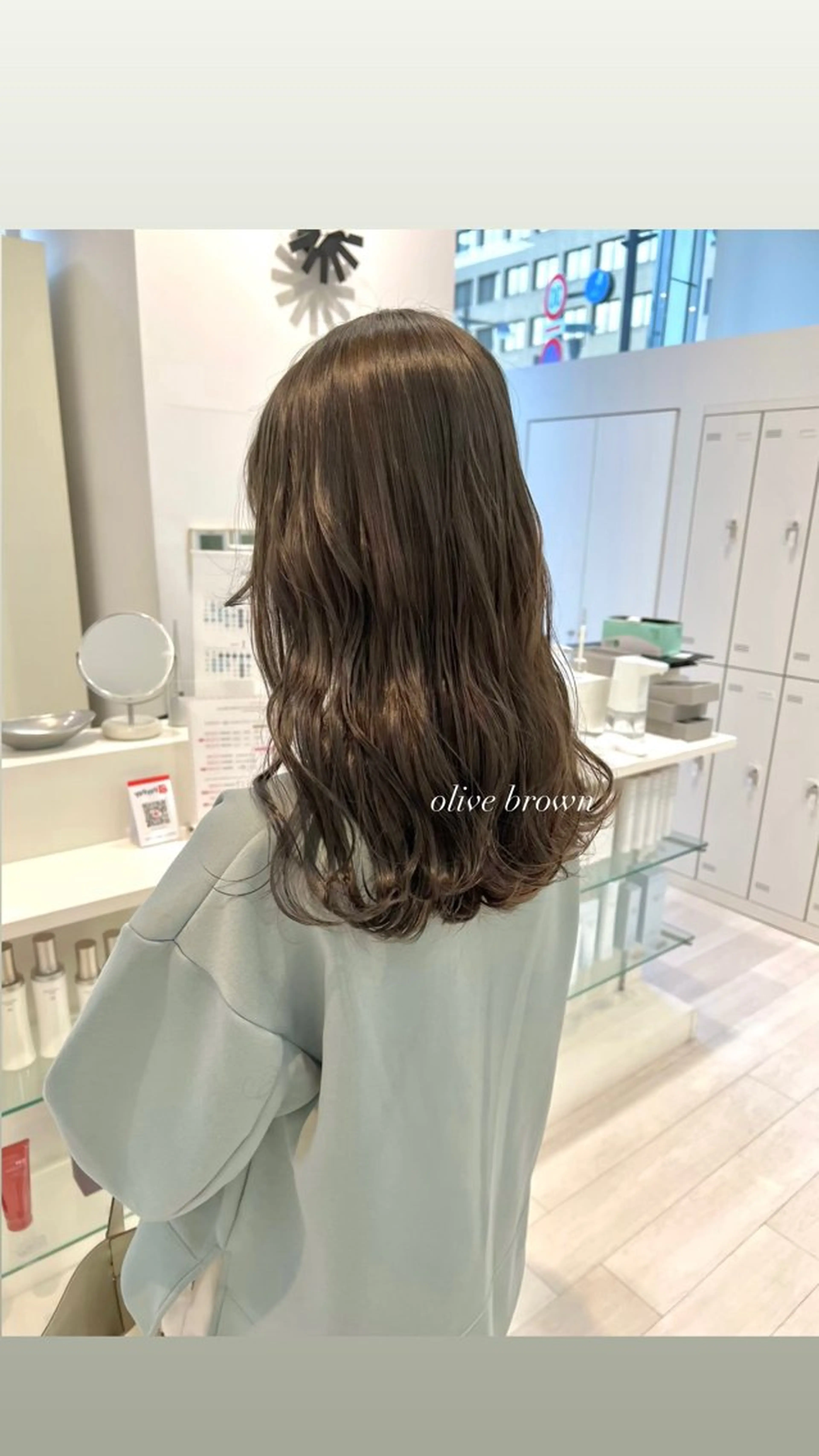 ロング ヘアカラー ParveMix 宮﨑 梨里のヘアスタイル