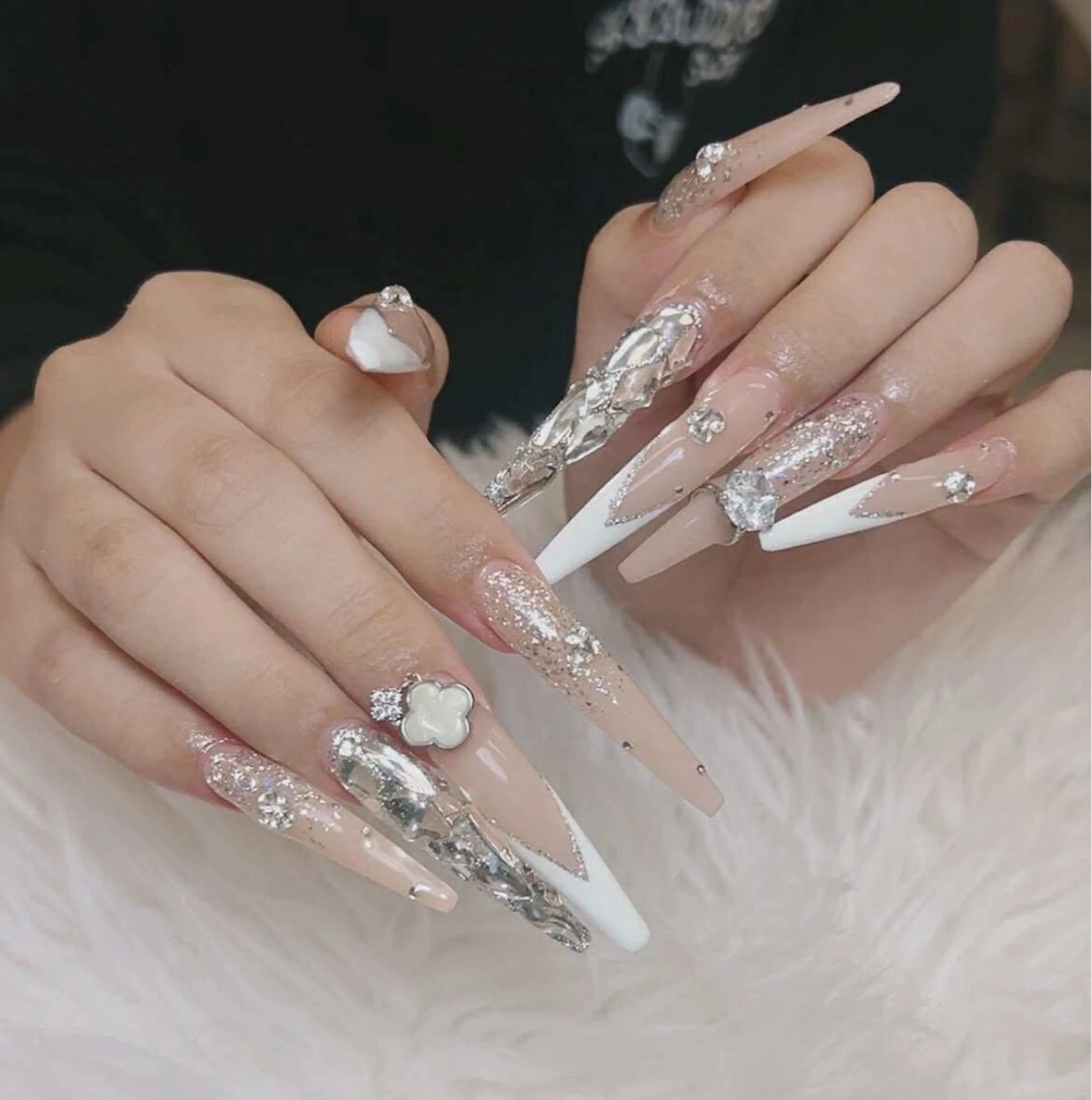 ネイル ハンドネイル ANH NAIL ゴテゴテ専門店💎のネイルデザイン