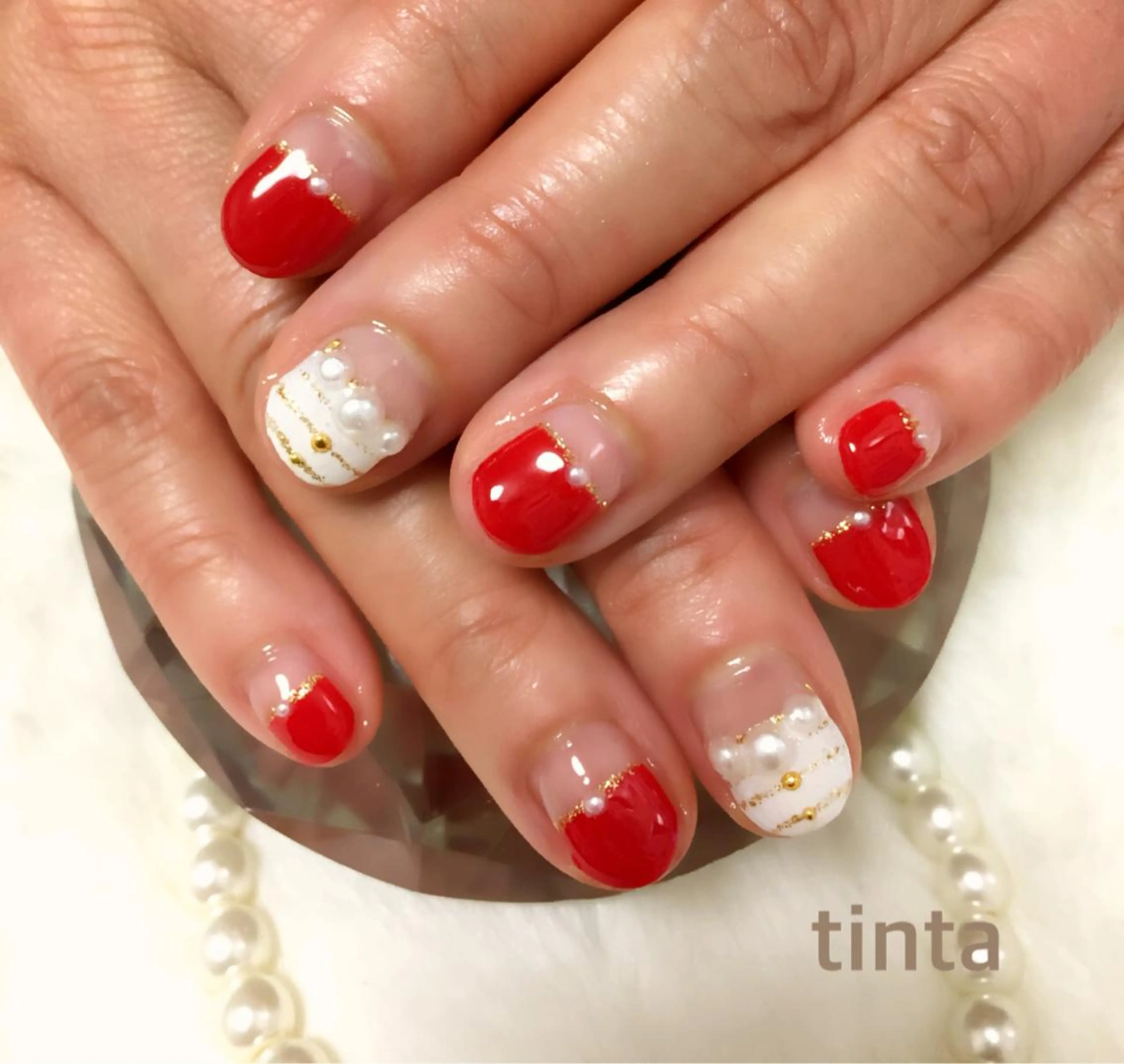 ネイル フレンチネイル 赤色 ネイルサロン ティンタ所属・馬場 典子のネイルデザイン