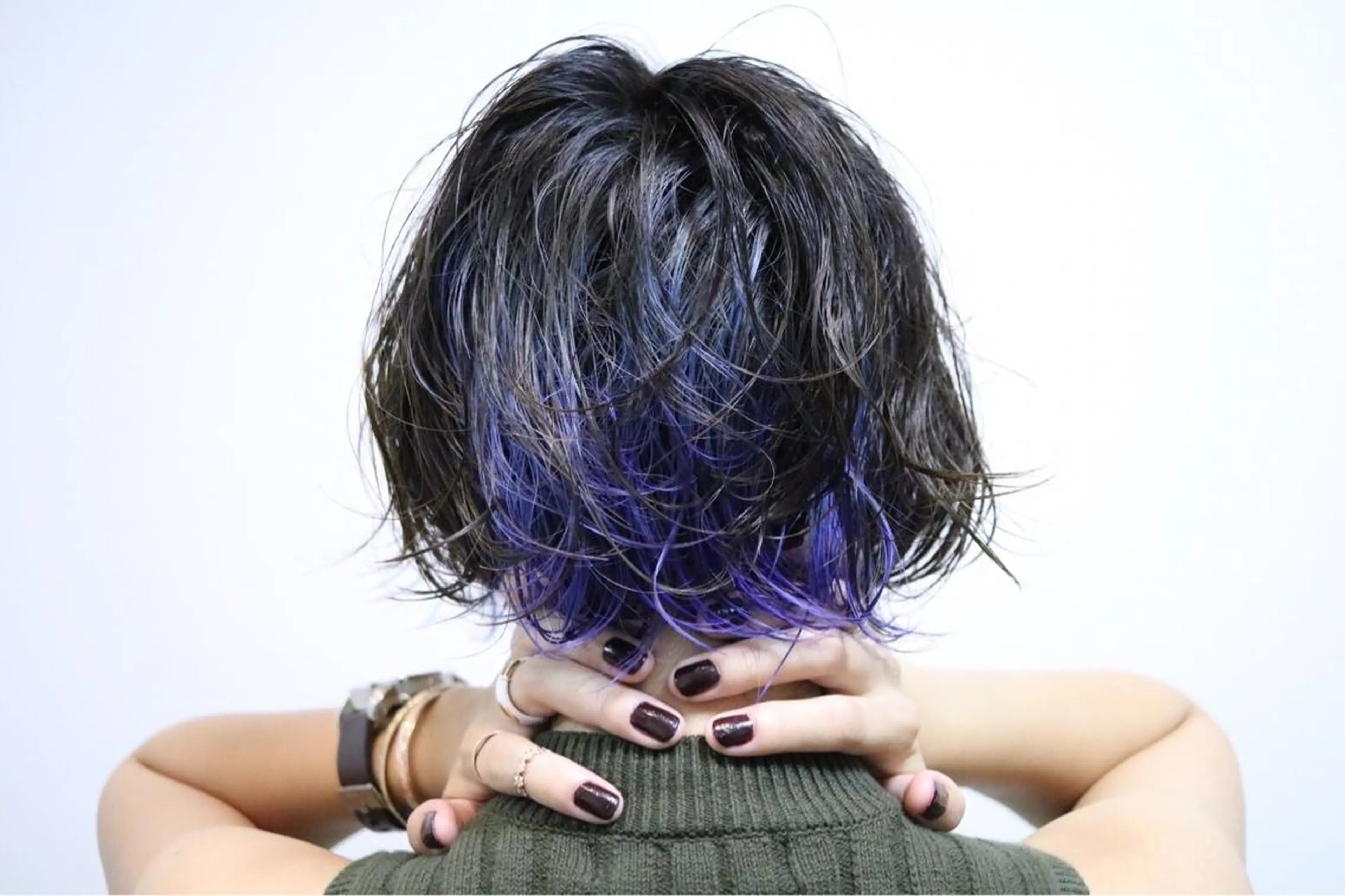 ショート カラー ショートボブ ブリーチ ブルーカラー グラデーションカラー インナーカラー MEN'S特化🌈 KATOのヘアスタイル