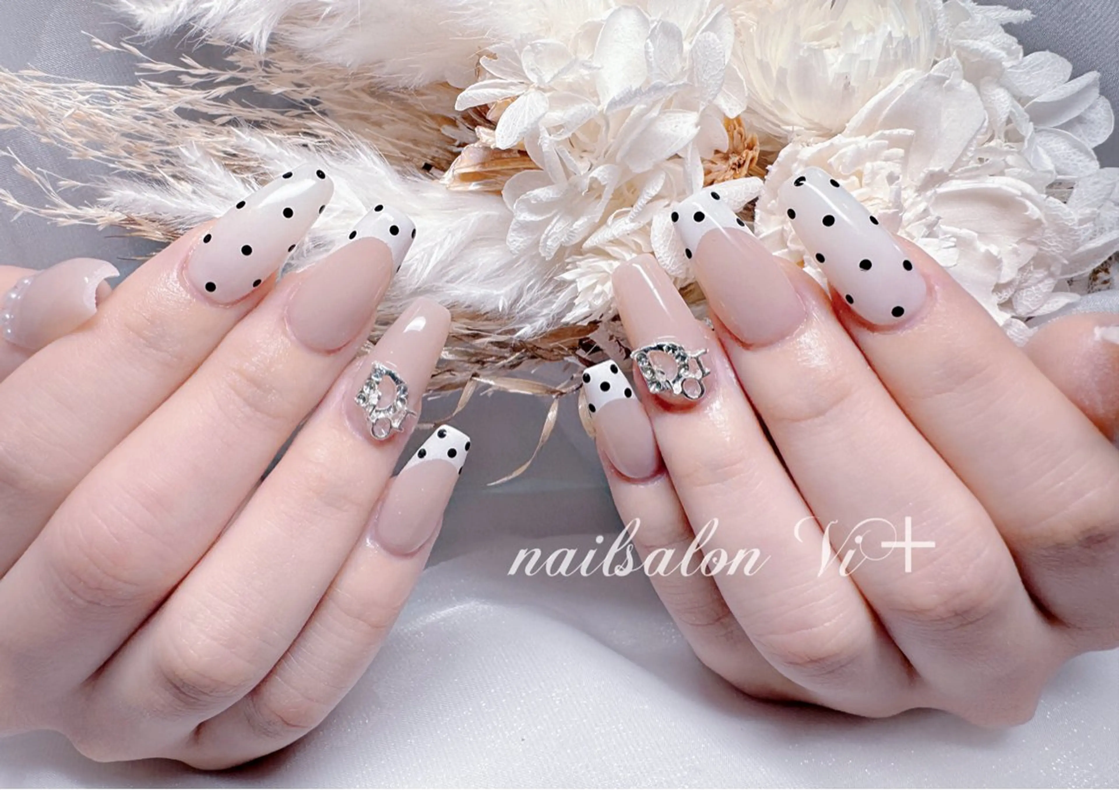 ネイル ハンドネイル ✨Nailsalon Vi+✨のネイルデザイン