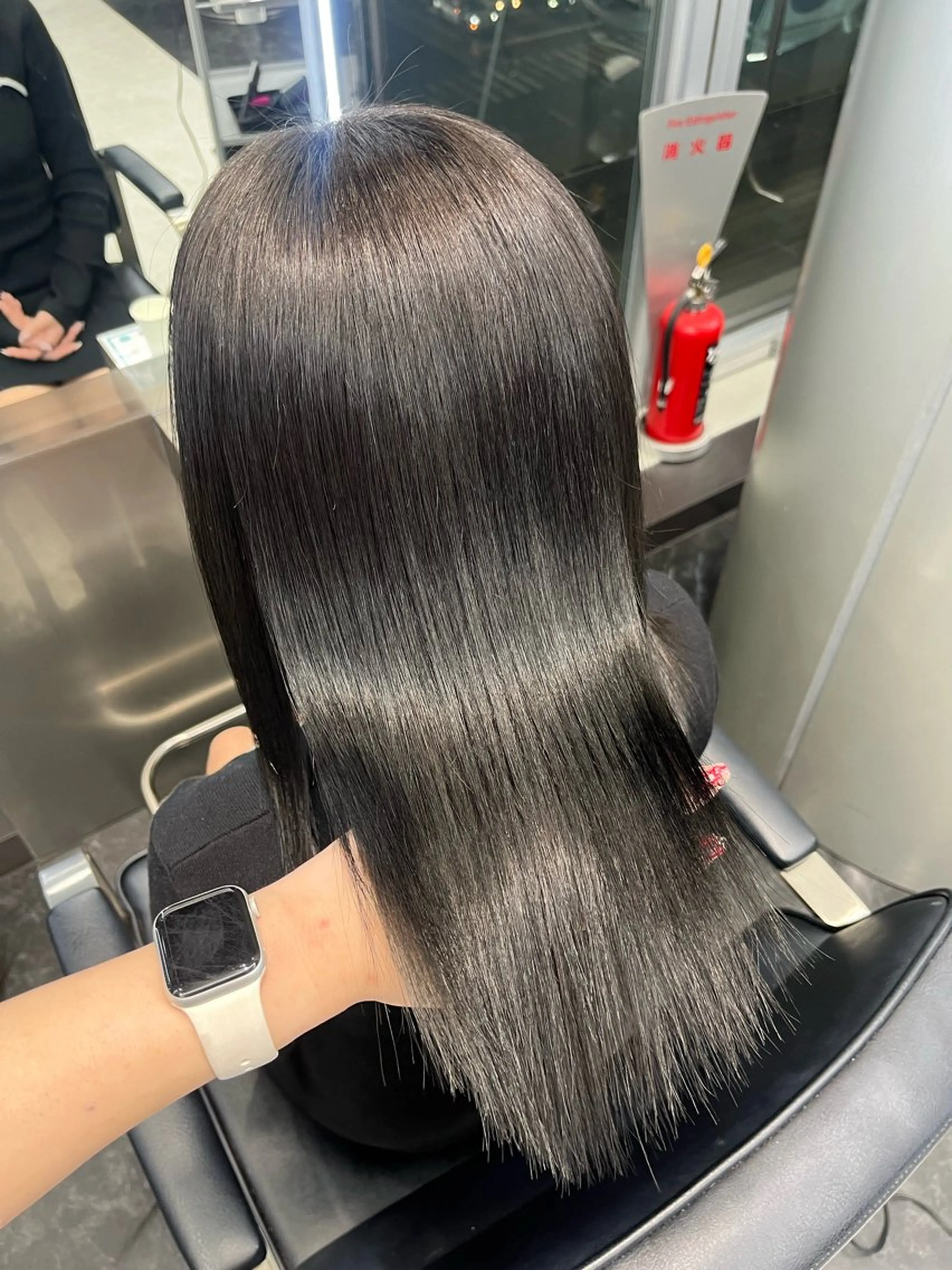 セミロング カラー ヘアアレンジ カット ヘアカラー トリートメント ヘアセット ハイトーン/透明感 髪質改善/rinaのヘアスタイル