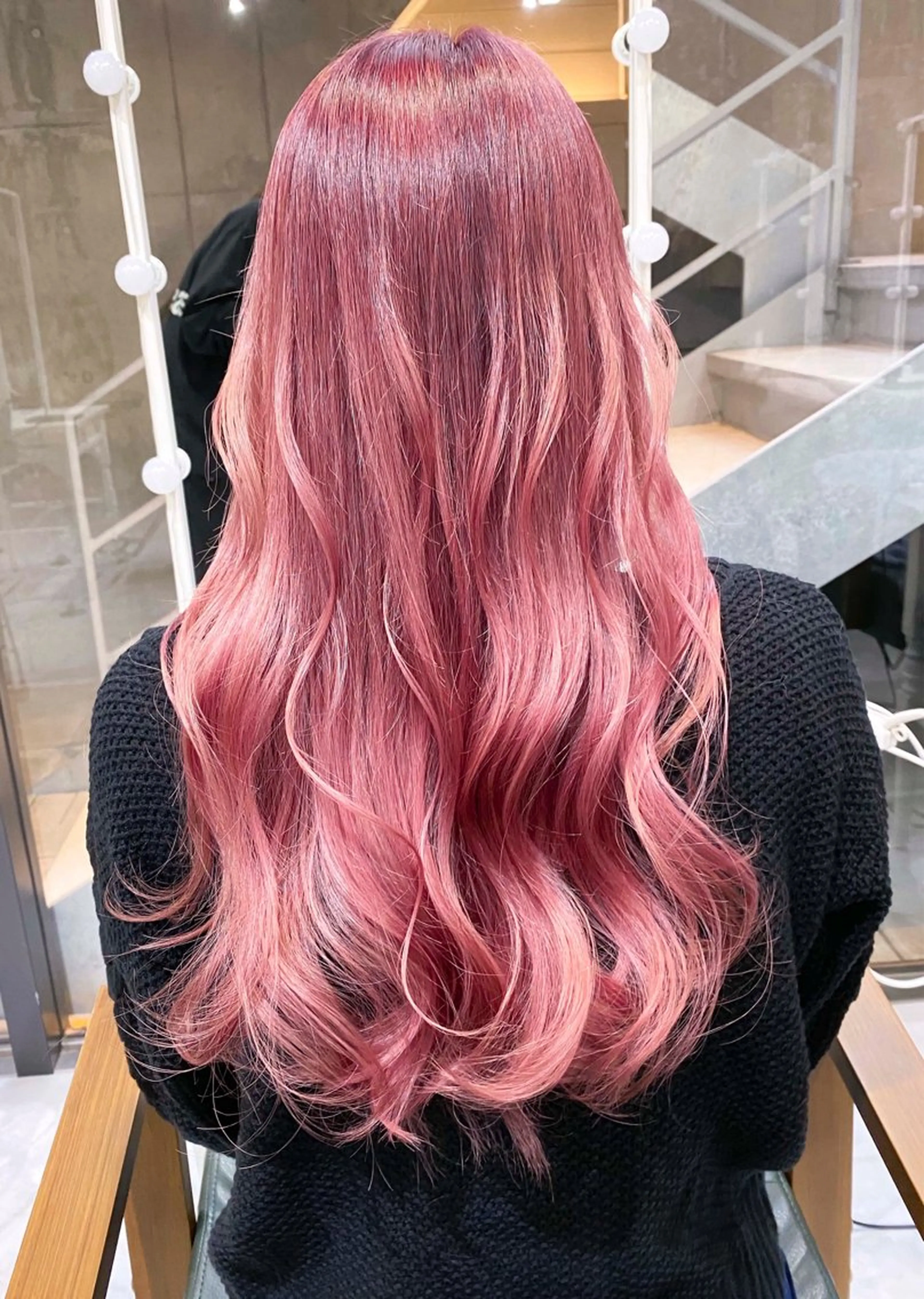 ロング カラー ヘアアレンジ ブリーチ ケアブリーチ 透明感カラー デザインカラー ハイトーンカラー 𝐑𝐈𝐍𝐊𝐀 🐷🖤のヘアスタイル