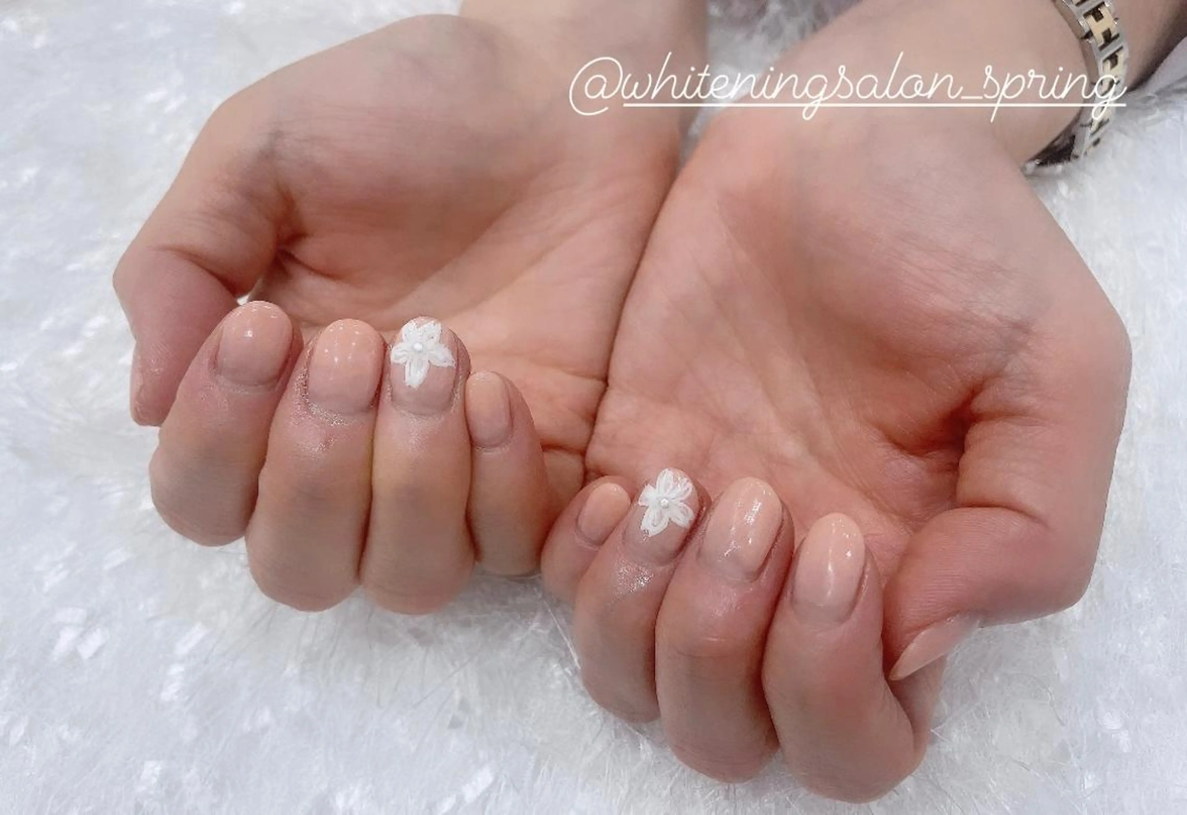 ネイル シンプルネイル Nakao Hitomiのネイルデザイン