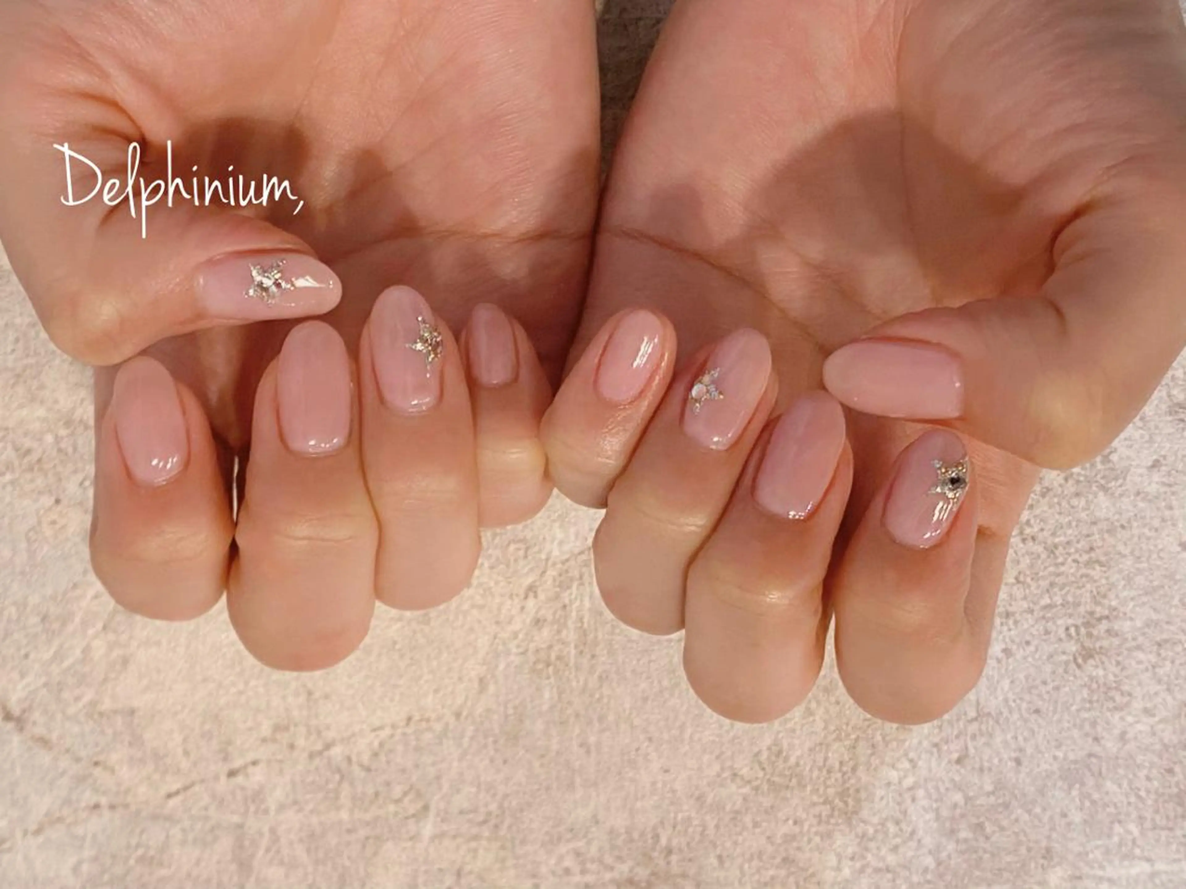 ネイル ピンク ピンクベージュ 岡本 友恵のネイルデザイン