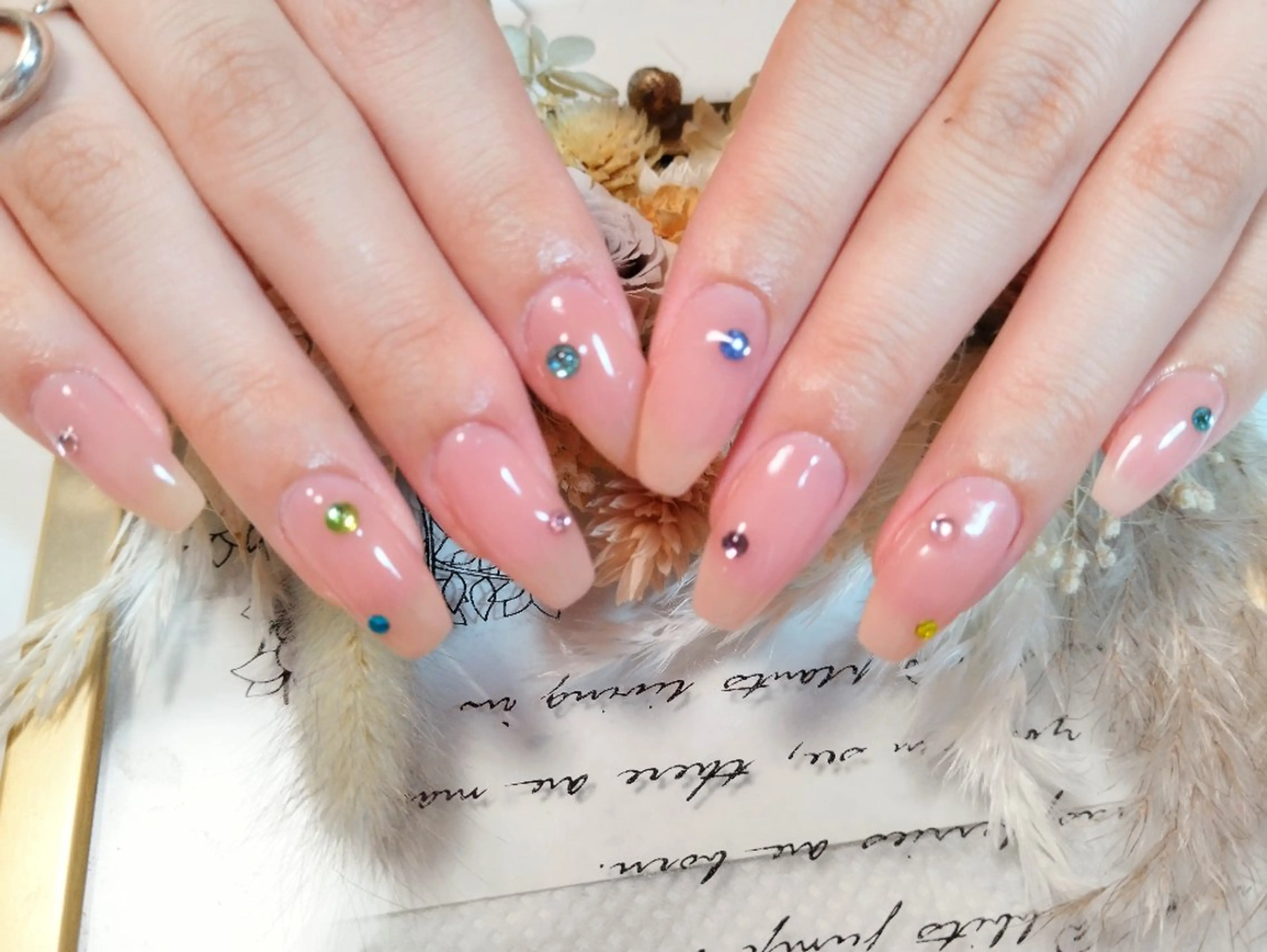 ネイル ハンドネイル ハンドケア ＤI'A ネイルサロンのネイルデザイン