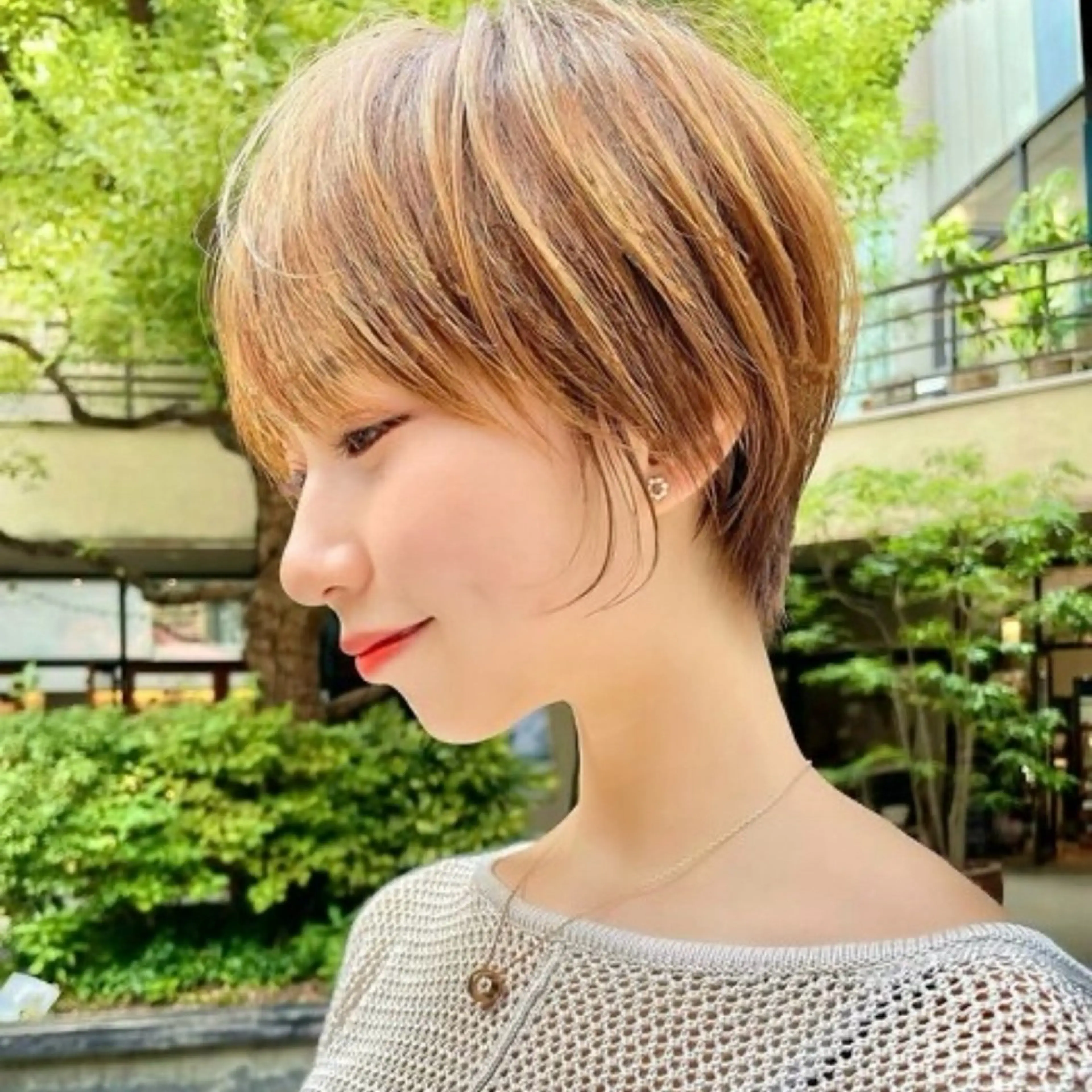 【🎁先着3名限定!12月クーポン🎁】カット×美髪ストレート×ケアトリートメント 22000円→5,000円税込の写真